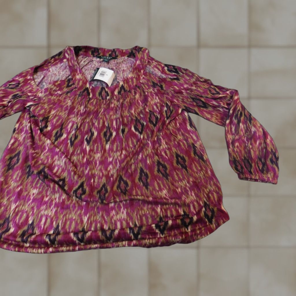 Ralph Lauren Lauren Ralph Lauren Blouse Shirt Womens Small Red V-Neck Pullover Geometric Cotton Rayon Modal Stretch Casual Size S / US 4 / IT 40 - 1 Thumbnail