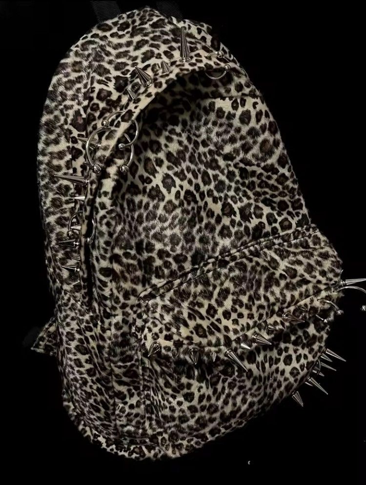 Other Punk Leopard Rivet Backpack Large Capacity Bag Unisex Size ONE SIZE - 1 Thumbnail