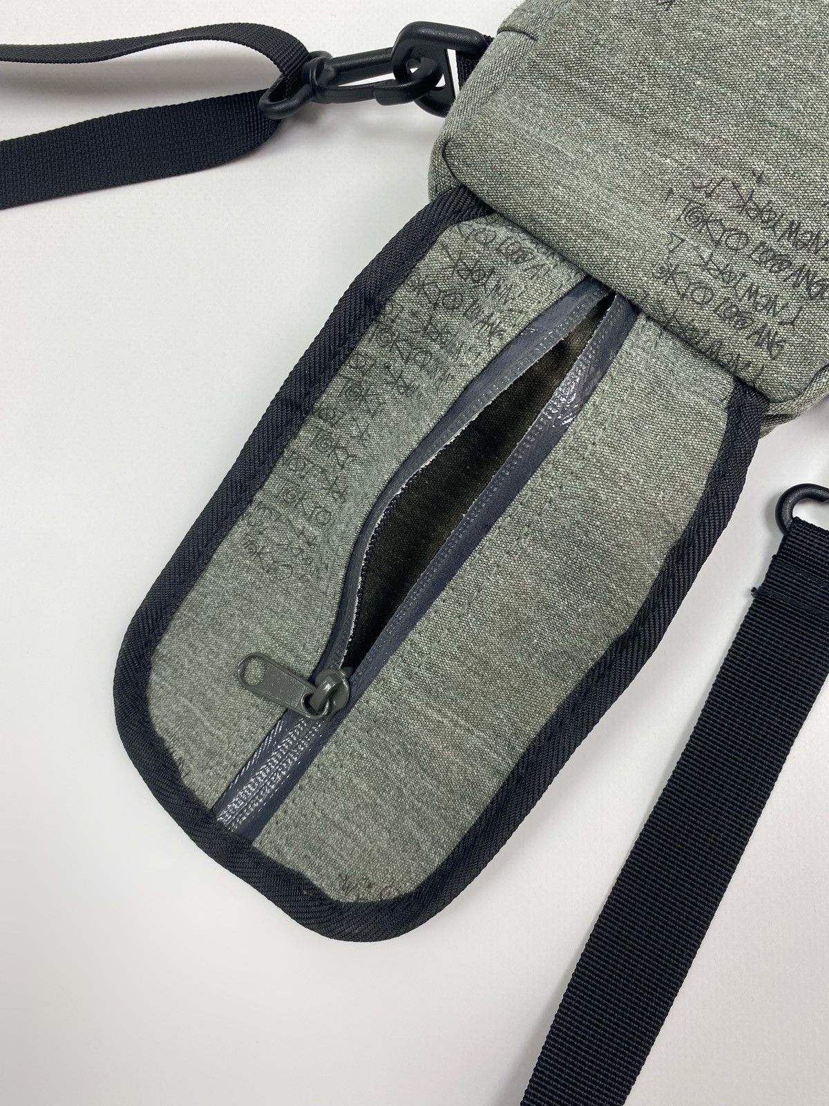 Stussy 2000’s Stussy Essentials Side Pouch Mini Crossbody Bag Size ONE SIZE - 5 Thumbnail