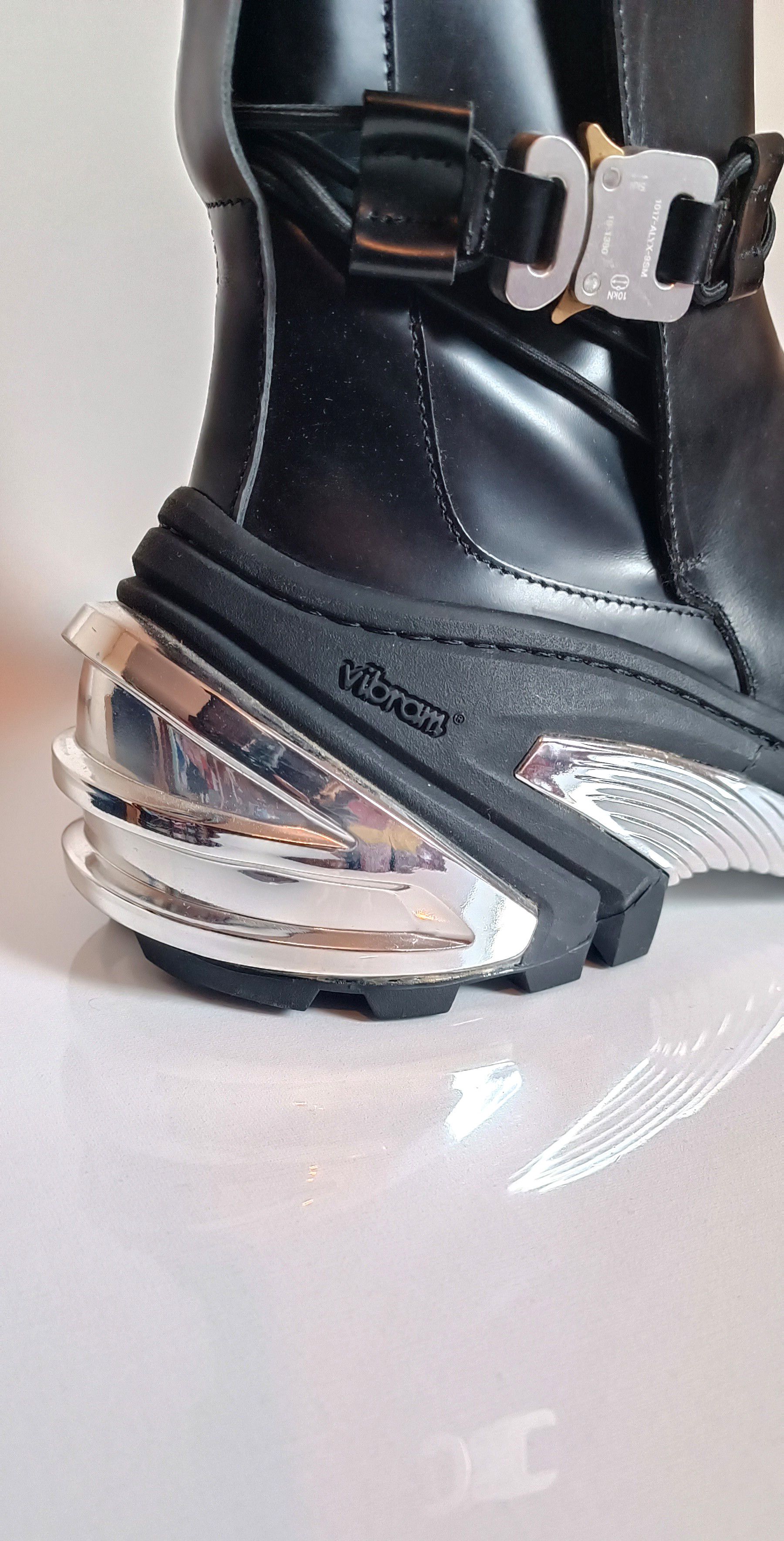1017 ALYX 9SM 1017 ALYX 9SM Leather and Silver-Tone Chelsea Boots 'Black' Size US 11 / EU 44 - 15 Thumbnail