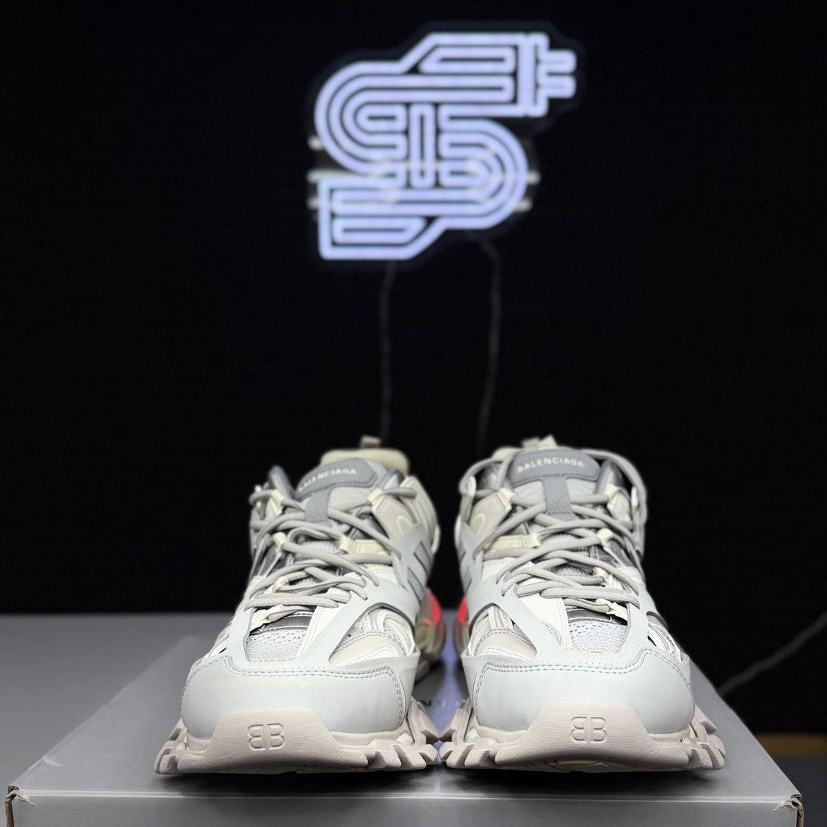 Balenciaga Balenciaga LED Track Runner Size US 14 / EU 47 - 4 Thumbnail