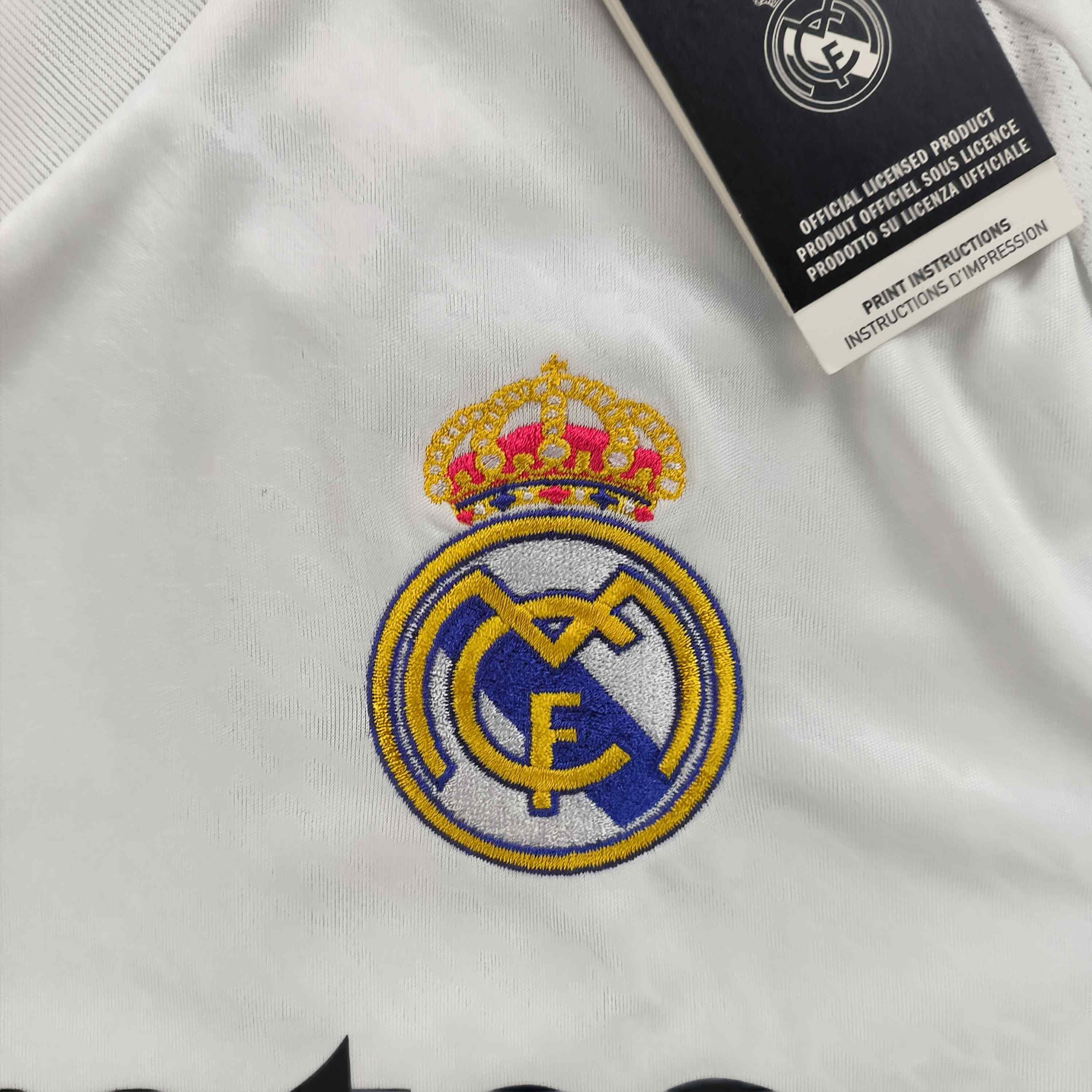 Adidas NEW Real Madrid 2024-25 home Bellingham football jersey sz M Size US M / EU 48-50 / 2 - 4 Thumbnail