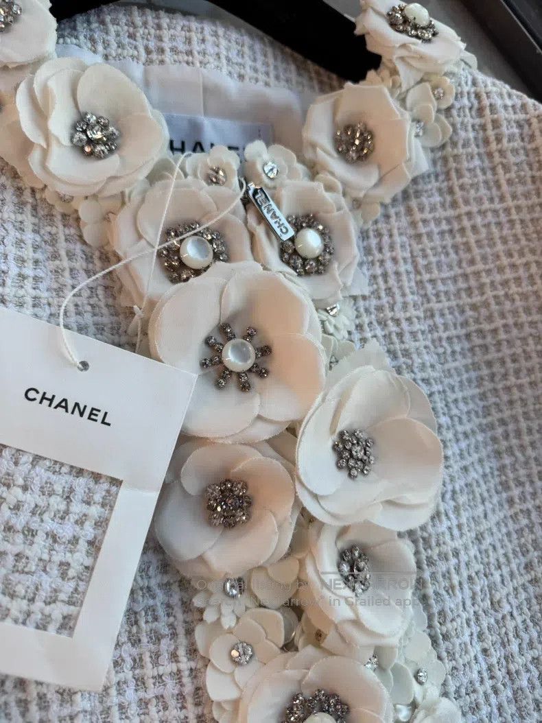 Chanel Chanel Coat Size XS / US 0-2 / IT 36-38 - 3 Thumbnail
