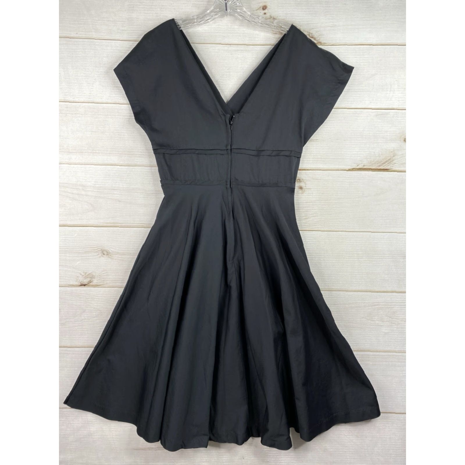 Etro Retrospec'd Dress Sz 10 Black Deep V Stretch Fit & Flare Retro Pinup Vintage Dress Size L / US 10 / IT 46 - 7 Thumbnail