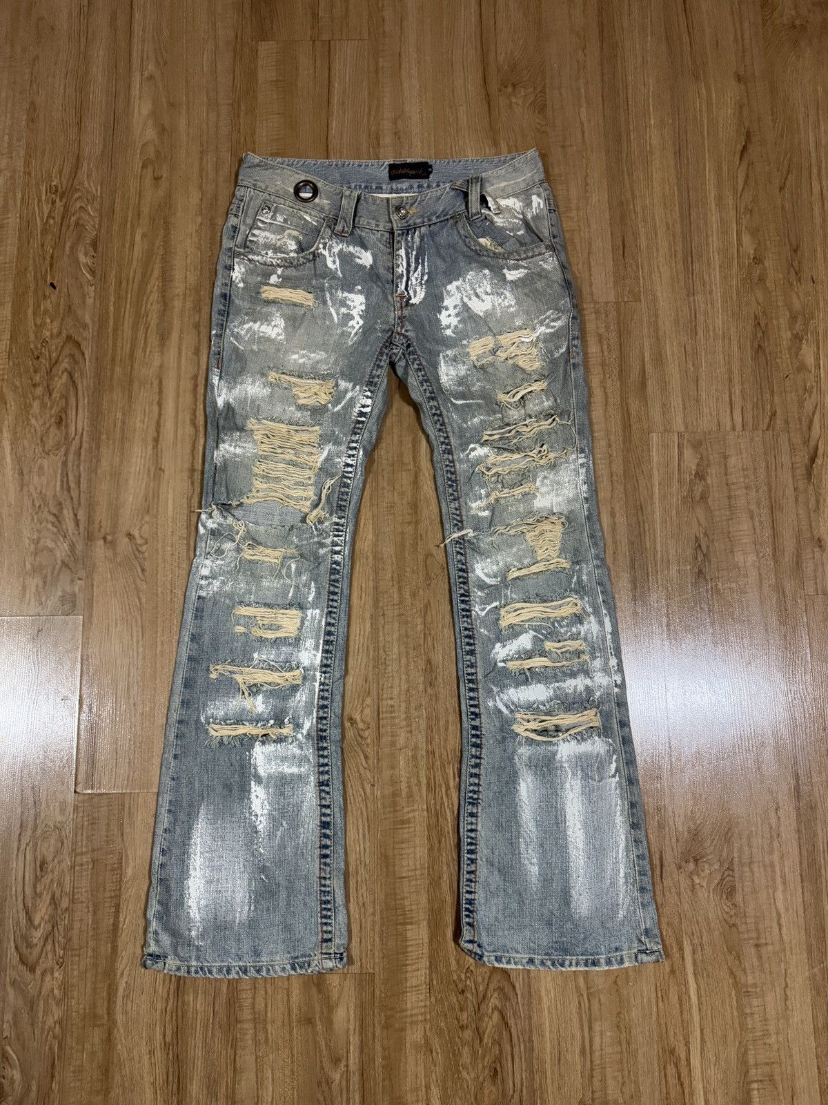 Vanquish VANQUISH GAMBLER DISTRESSED STYLE FLARE JEANS Size US 34 / EU 50 - 1 Thumbnail