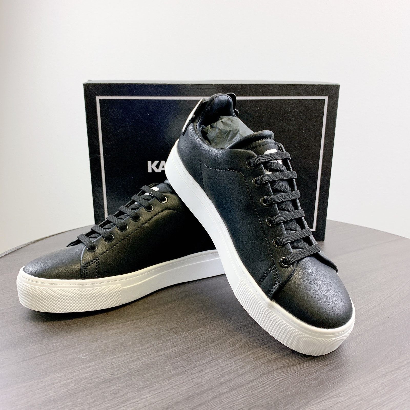 Karl Lagerfeld Karl Lagerfeld KL127431 CHELLA SNEAKER US 7.5 Size ONE SIZE - 1 Thumbnail