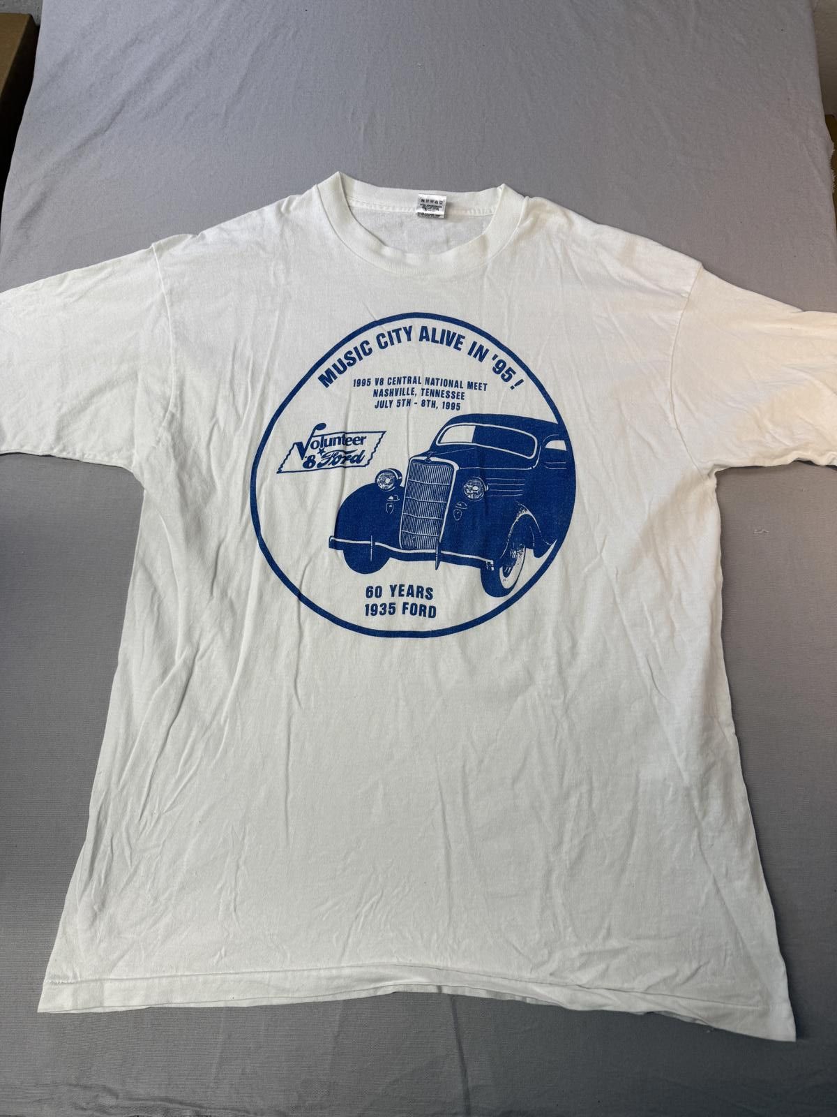 Fruit Of The Loom Vintage 1935 V8 Ford Model 48 T-shirt Nashville 1995 Tee XL Size US XL / EU 56 / 4 - 1 Thumbnail