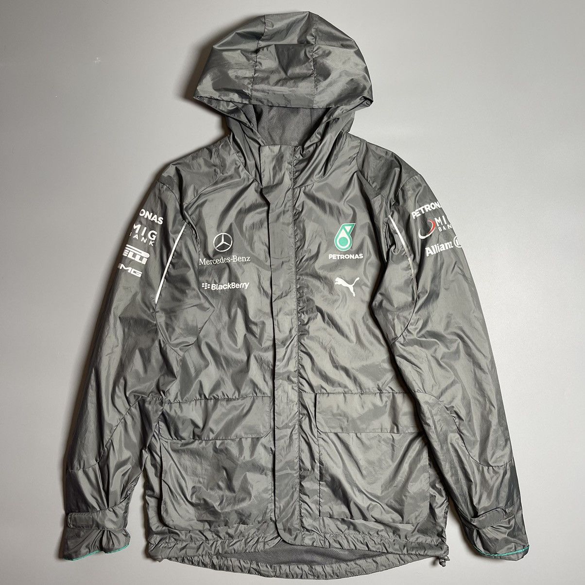 Formula 1 × Mercedes-Benz × Puma MERCEDES BENZ PUMA 2014 F1 PETRONAS AMG MESH LINES JACKET Size US M / EU 48-50 / 2 - 1 Thumbnail