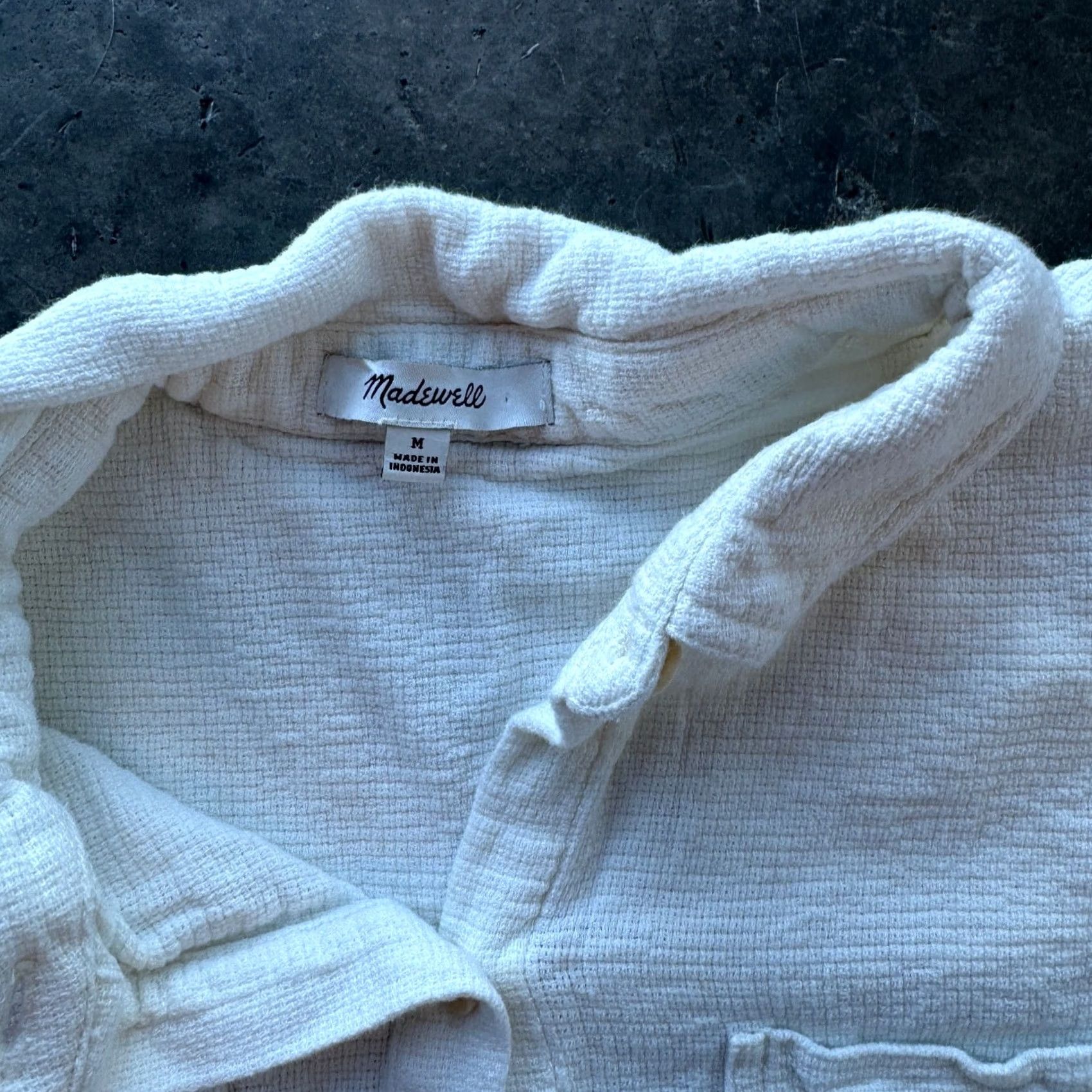 Madewell VINTAGE Madewell Cream Beige Short Sleeve Button Up Blouse M Women Size M / US 6-8 / IT 42-44 - 3 Thumbnail