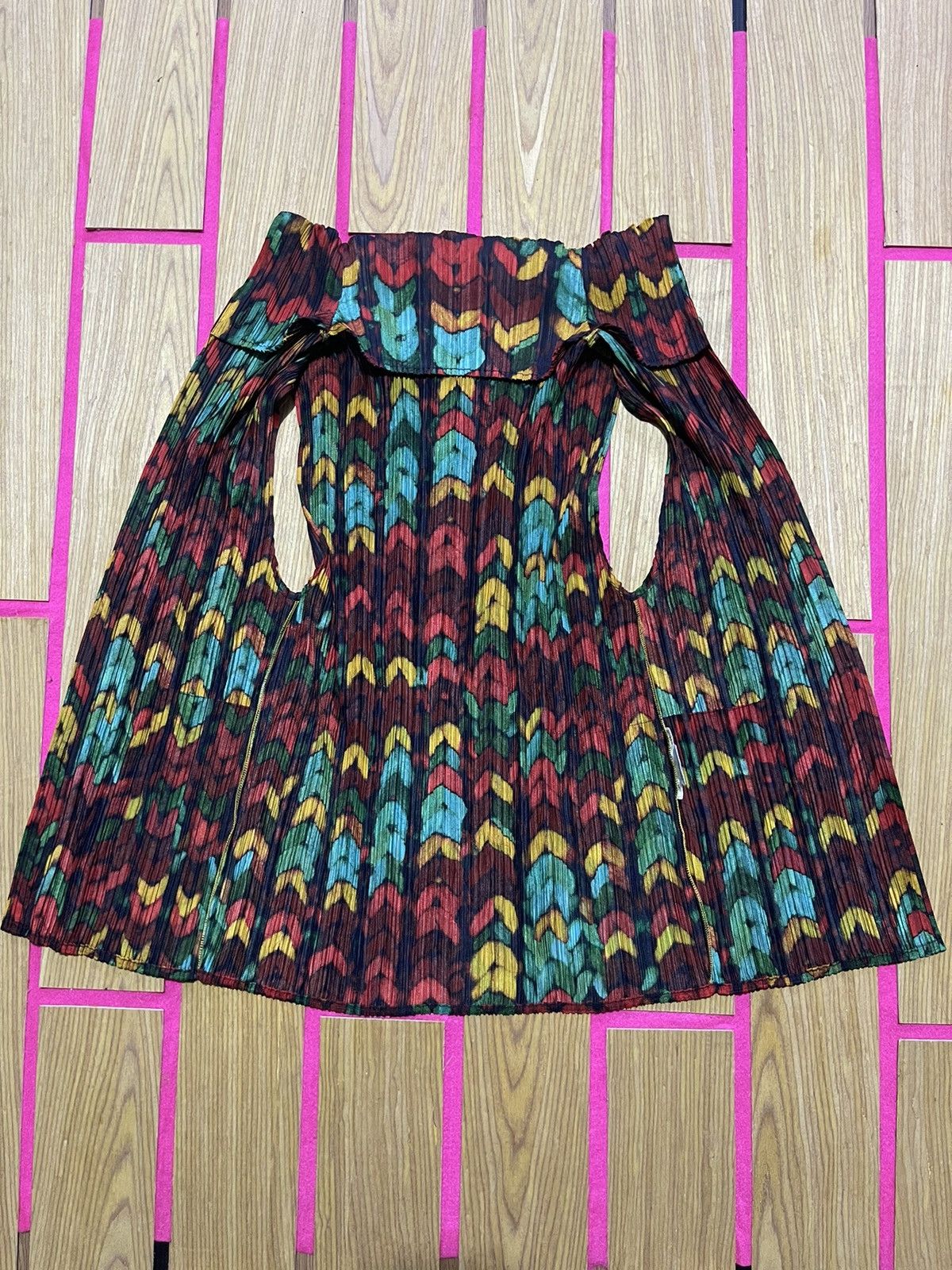 Pleats Please Issey Miyake PLEATS PLEASE ISSEY MIYAKE MULTI COLOR WOMEN'S TOP Size M / US 6-8 / IT 42-44 - 7 Thumbnail