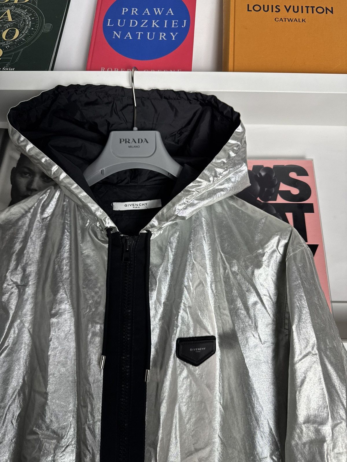 Givenchy Rare Givenchy Silver Parka Jacket Designer Hype streetwear Size US L / EU 52-54 / 3 - 2 Thumbnail