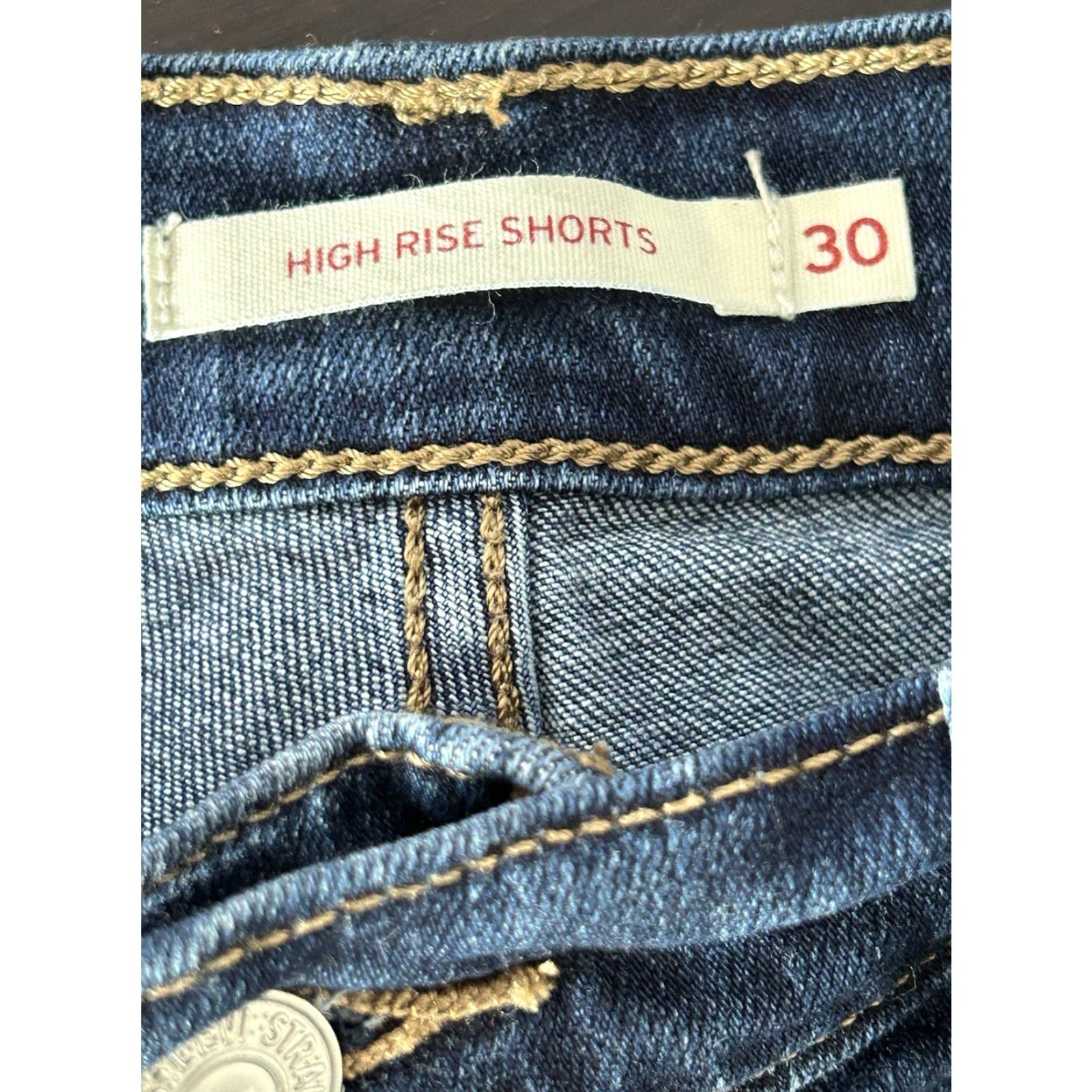 Levi's Levi's Women's High Rise Denim Jean Shorts Regular Fit Size 30 Blue Size 30" / US 8 / IT 44 - 4 Thumbnail