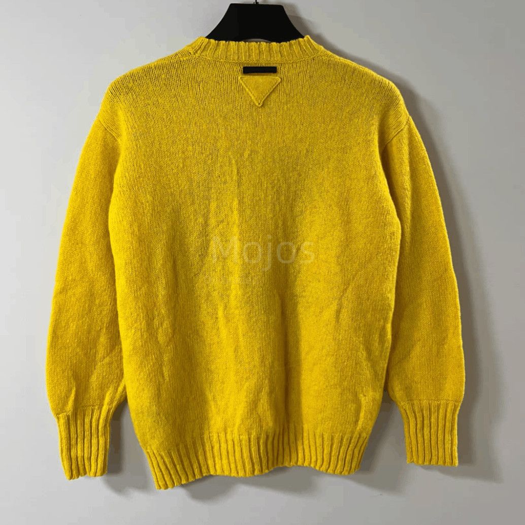 Prada Sz 46 Prada Triangle Logo Knitwear-2508 Size US S / EU 44-46 / 1 - 2 Thumbnail
