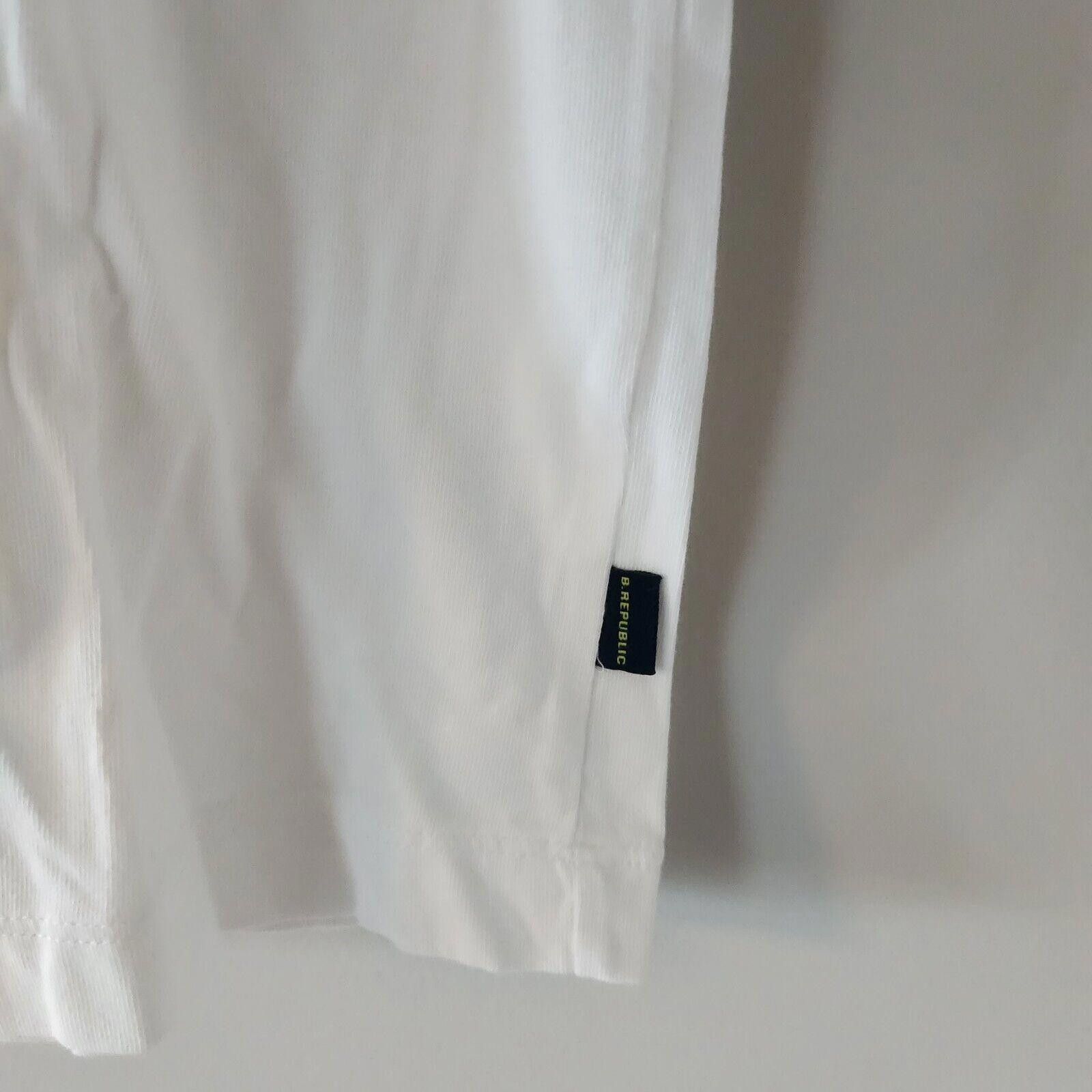 Banana Republic NWT Banana Republic Spellout Cotton Tshirt White Size Medium Size US M / EU 48-50 / 2 - 5 Thumbnail