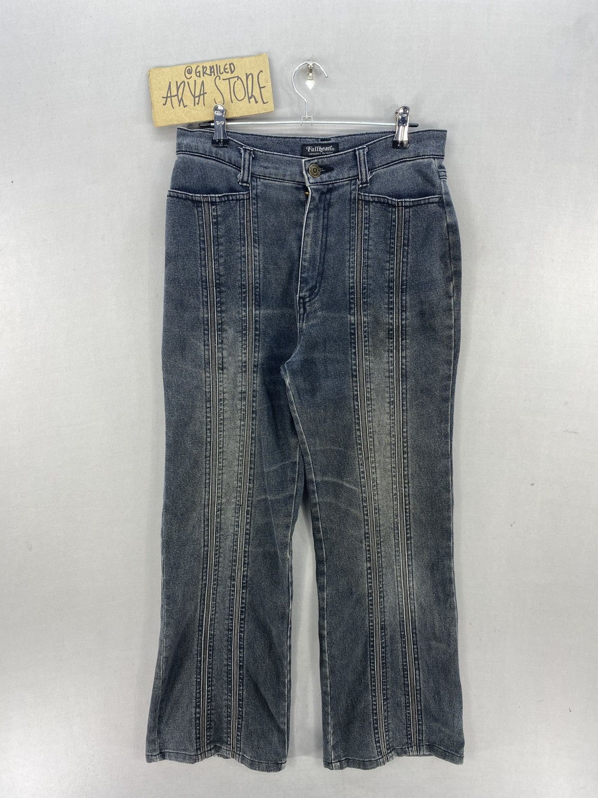 Le Grande Bleu (L.G.B.) Vintage Y2K Fullheart Multi-Seam Flare Jeans Size 28" / US 6 / IT 42 - 1 Thumbnail
