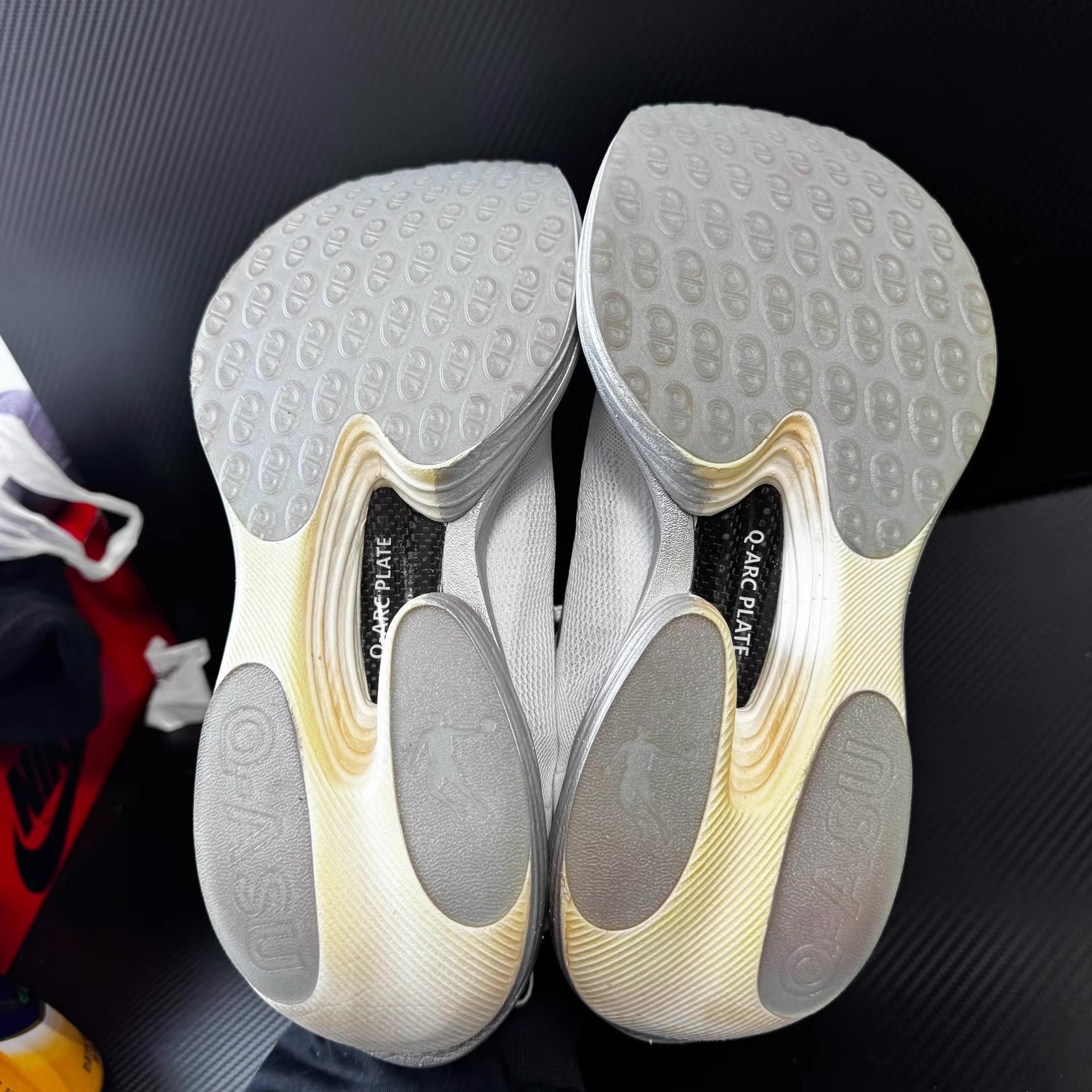 Nike Qiaodan Feiying Plaid Chuan PRO. Q11 Size US 10.5 / EU 43-44 - 4 Thumbnail