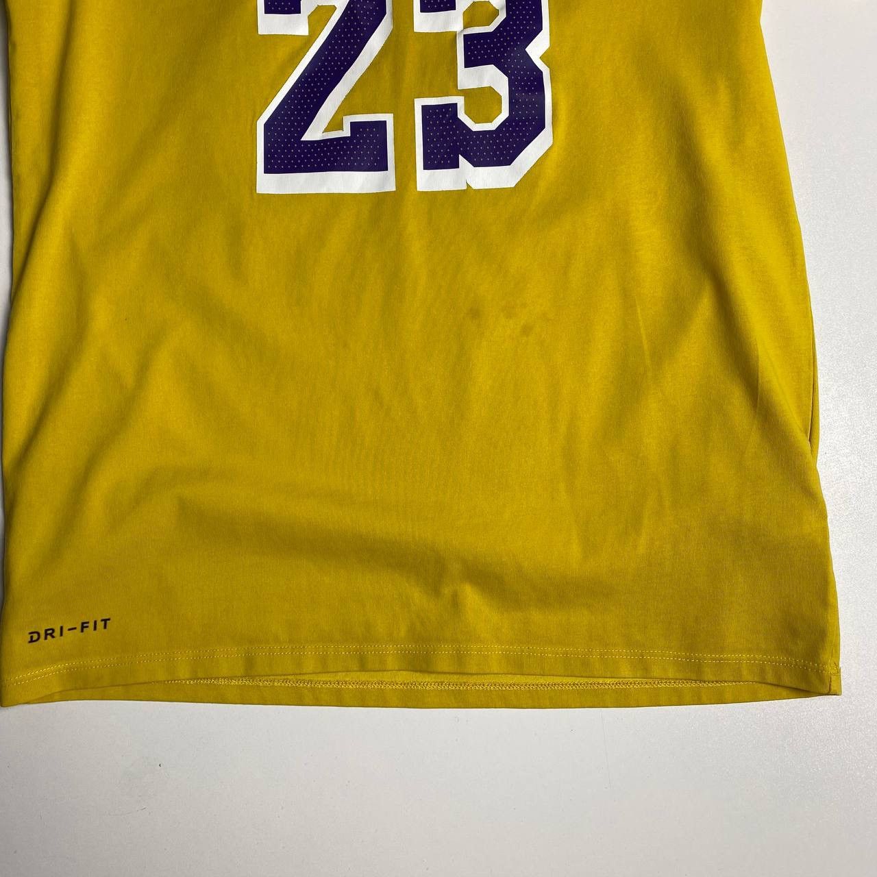 Nike Nike Lakers Lebron James Tshirt Size:S Size US S / EU 44-46 / 1 - 4 Thumbnail
