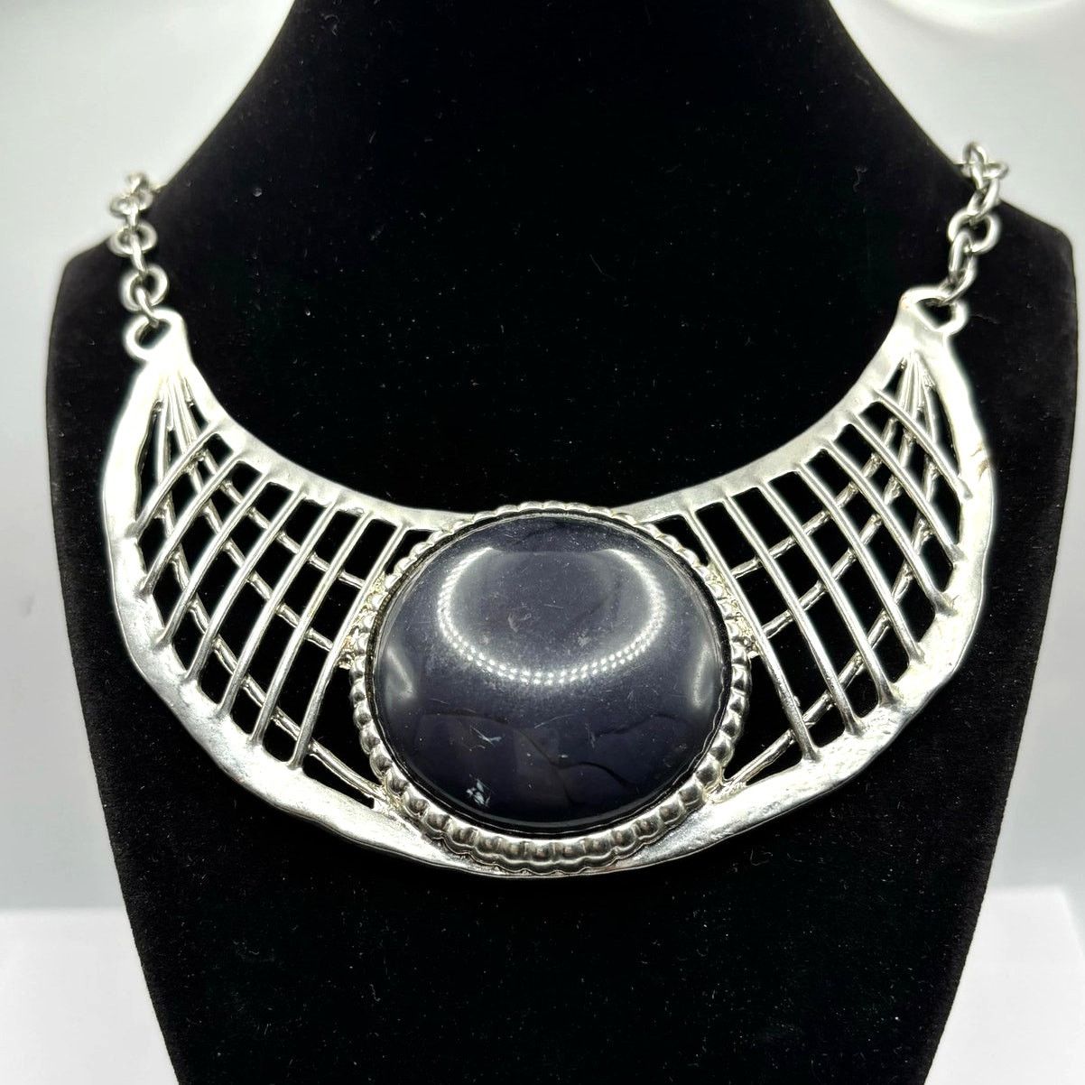 Other Vintage Black Stone Necklace Size ONE SIZE - 1 Thumbnail
