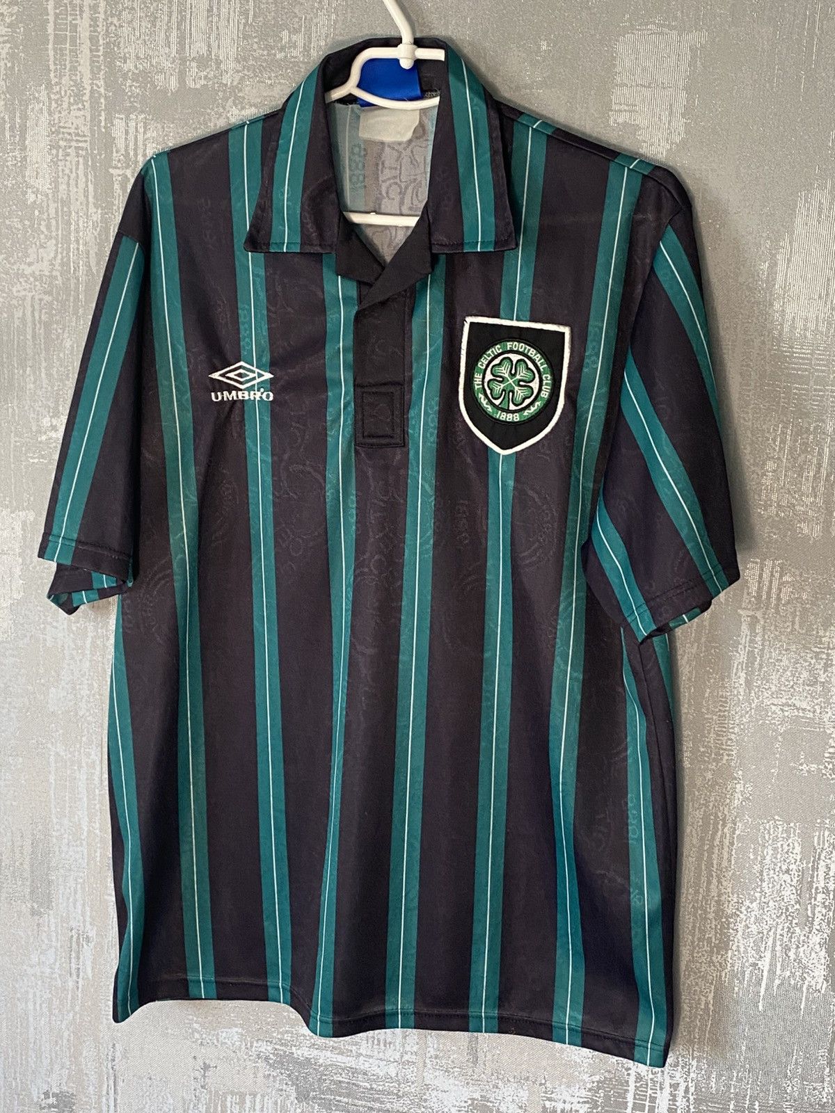 Umbro Vintage Celtic Umbro Soccer Jersey 1992/93 Home Football Size US L / EU 52-54 / 3 - 1 Thumbnail