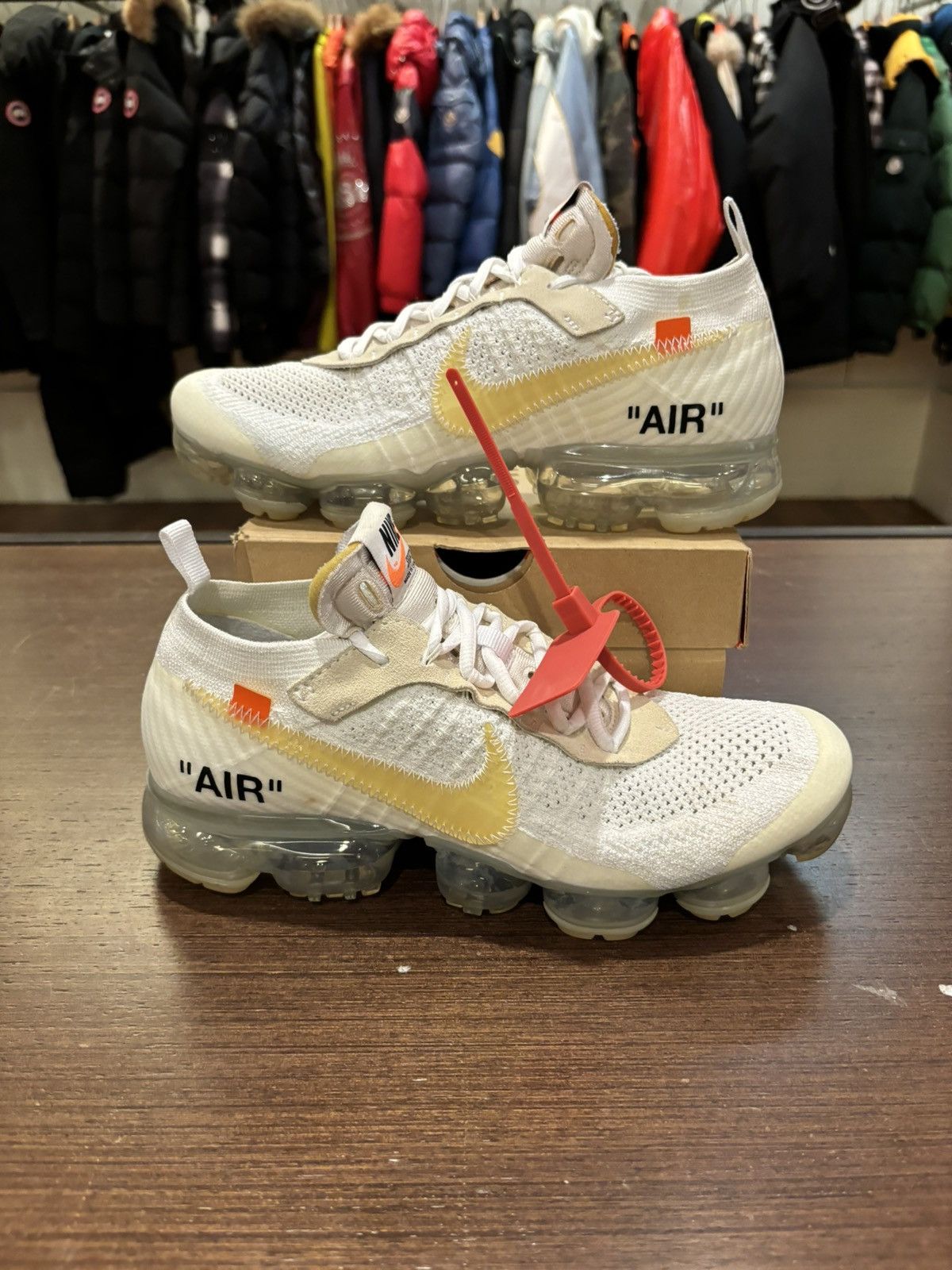 Off white vapormax used hotsell