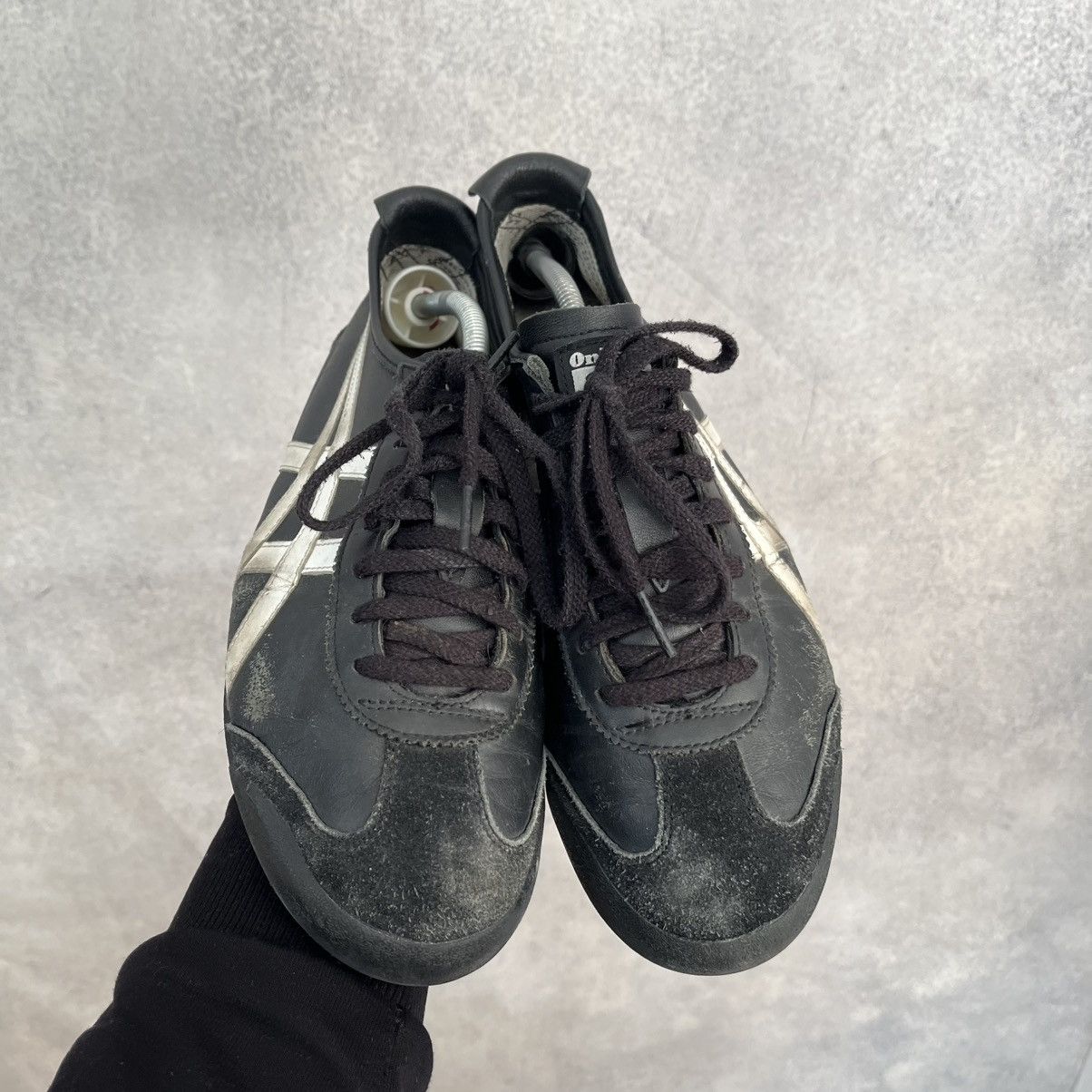 Onitsuka Tiger Asics Onitsuka Tiger Mexico 66 Vintage Leather Sneakers Rare Size US 9 / EU 42 - 3 Thumbnail