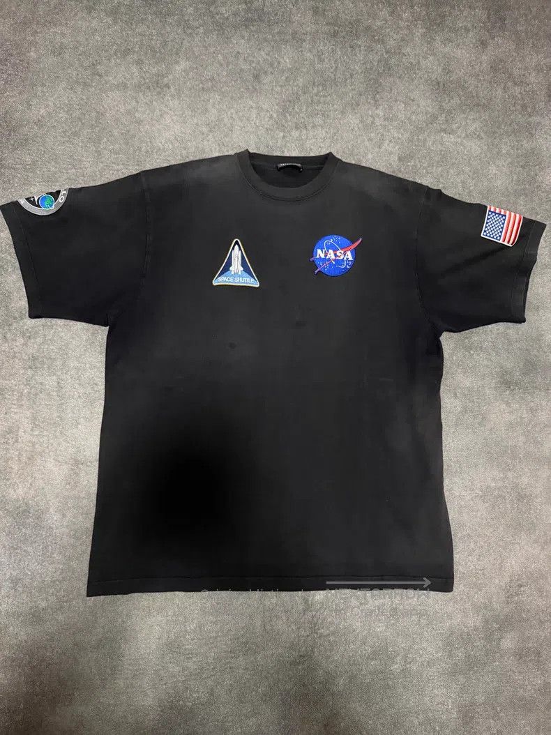 Balenciaga Balenciaga Astronaut short-sleeve T-shirt Size US M / EU 48-50 / 2 - 1 Thumbnail