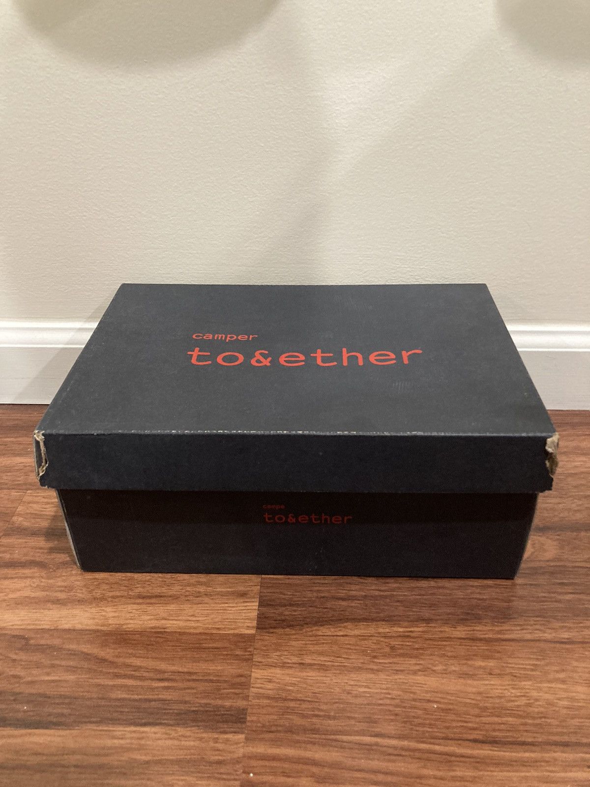 Camper Low top sneaker Size US 8 / EU 41 - 9 Thumbnail