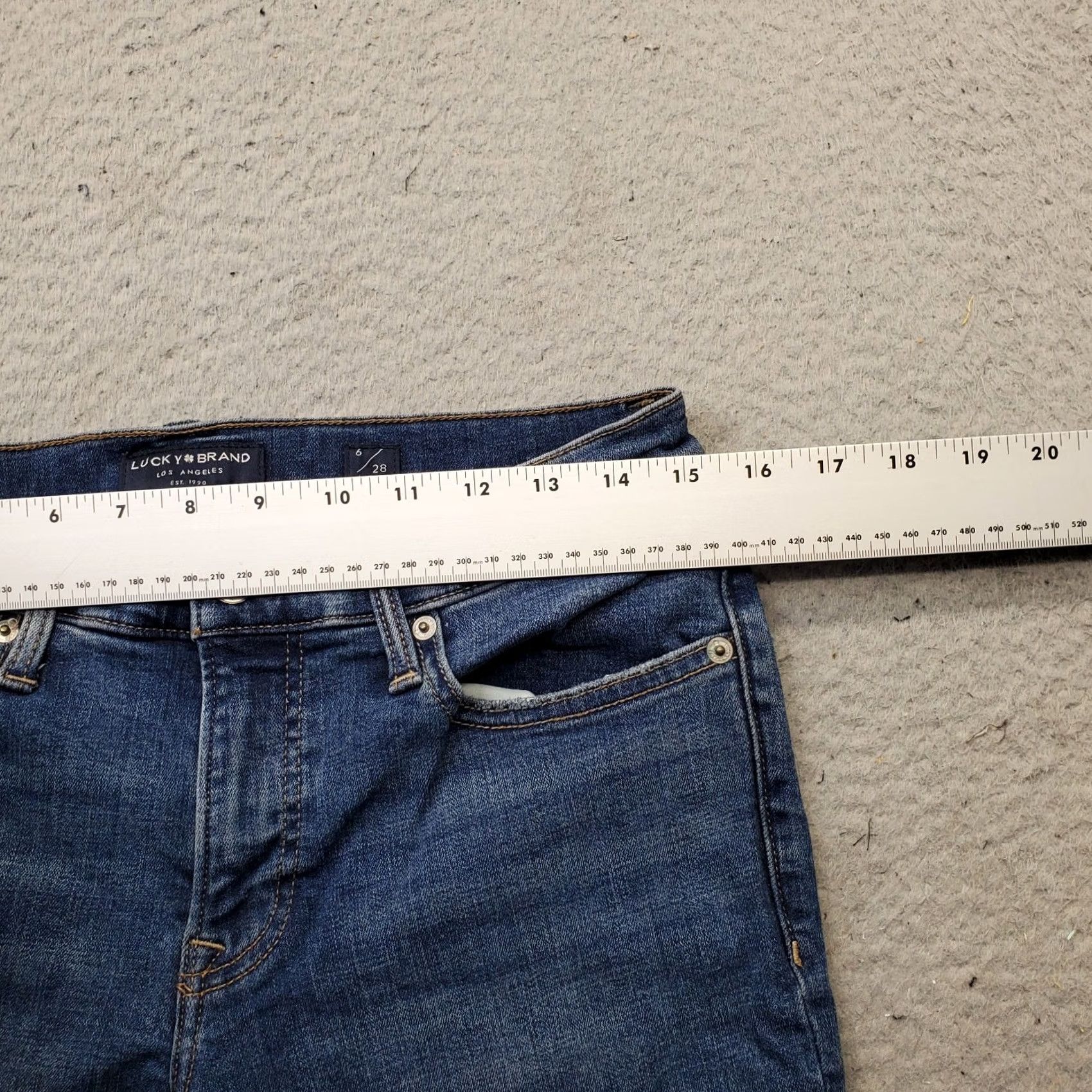 Lucky Brand Lucky Brand Jeans Women's 6 Bootcut Denim Blue 28.75" Inseam 5-Pocket Stretch Regular Size 6/28 Whiskered Vintage: No Size 28" / US 6 / IT 42 - 6 Thumbnail