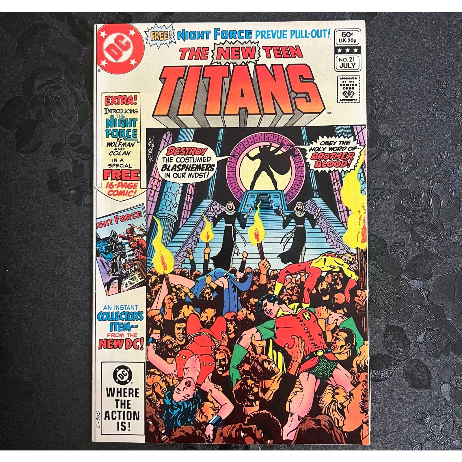DC Comics The New Teen Titans # 21 July 2006 DC Comics Size ONE SIZE - 1 Thumbnail