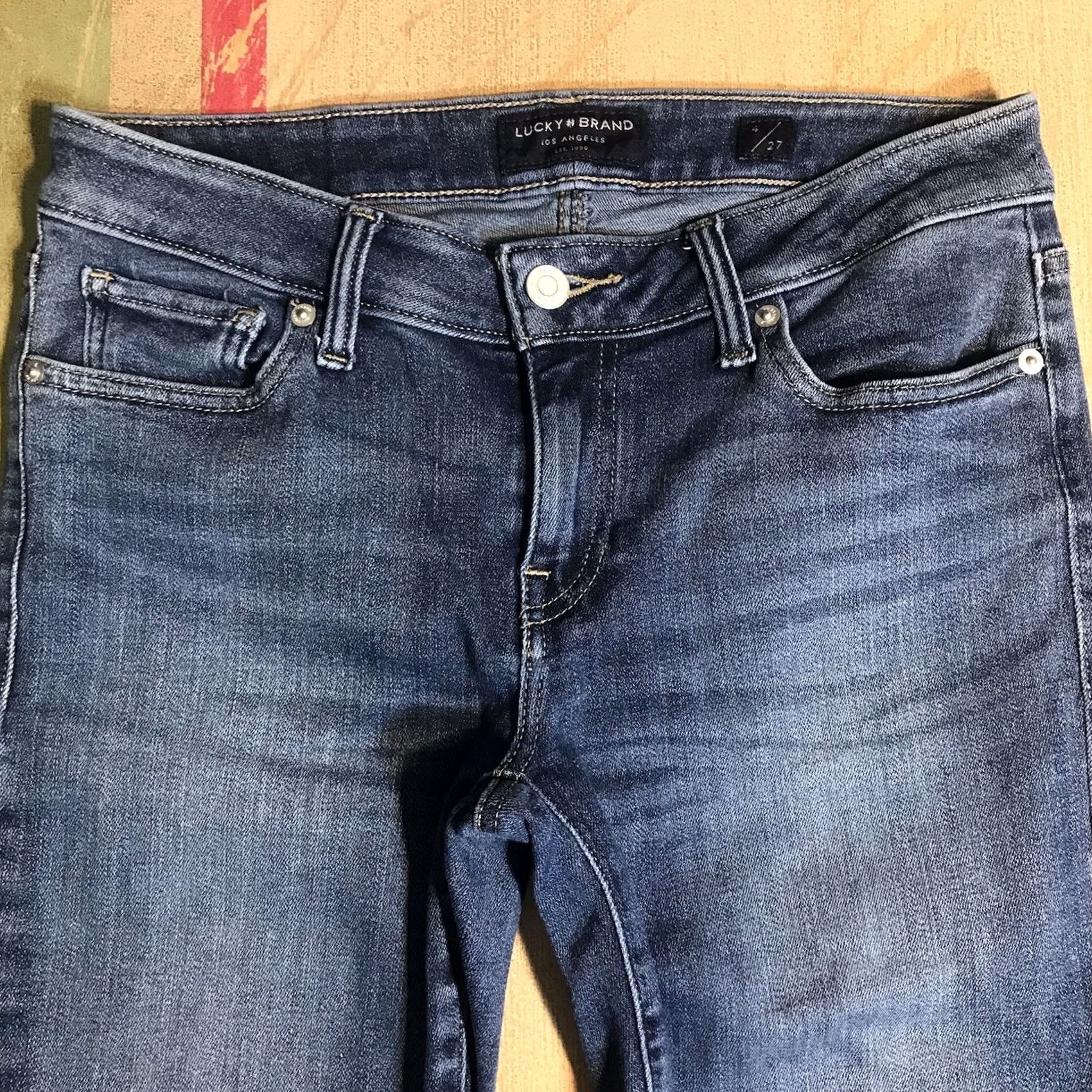 Lucky Brand Lucky Brand Jeans Cropped Slim Women 4 Inseam 25 Blue Denim 90s Bohemian Lolita Skinny Zipper Embroidered Logo Pocket Size 27" / US 4 / IT 40 - 4 Thumbnail