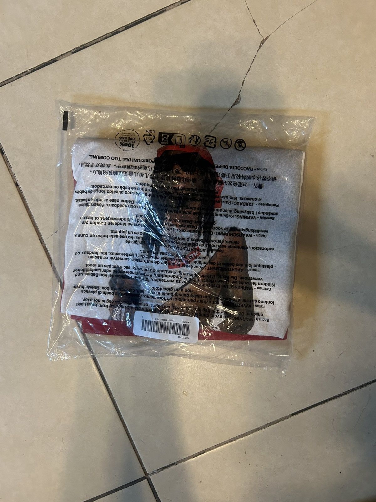 Supreme Supreme playboi carti photo tee Size US L / EU 52-54 / 3 - 1 Thumbnail