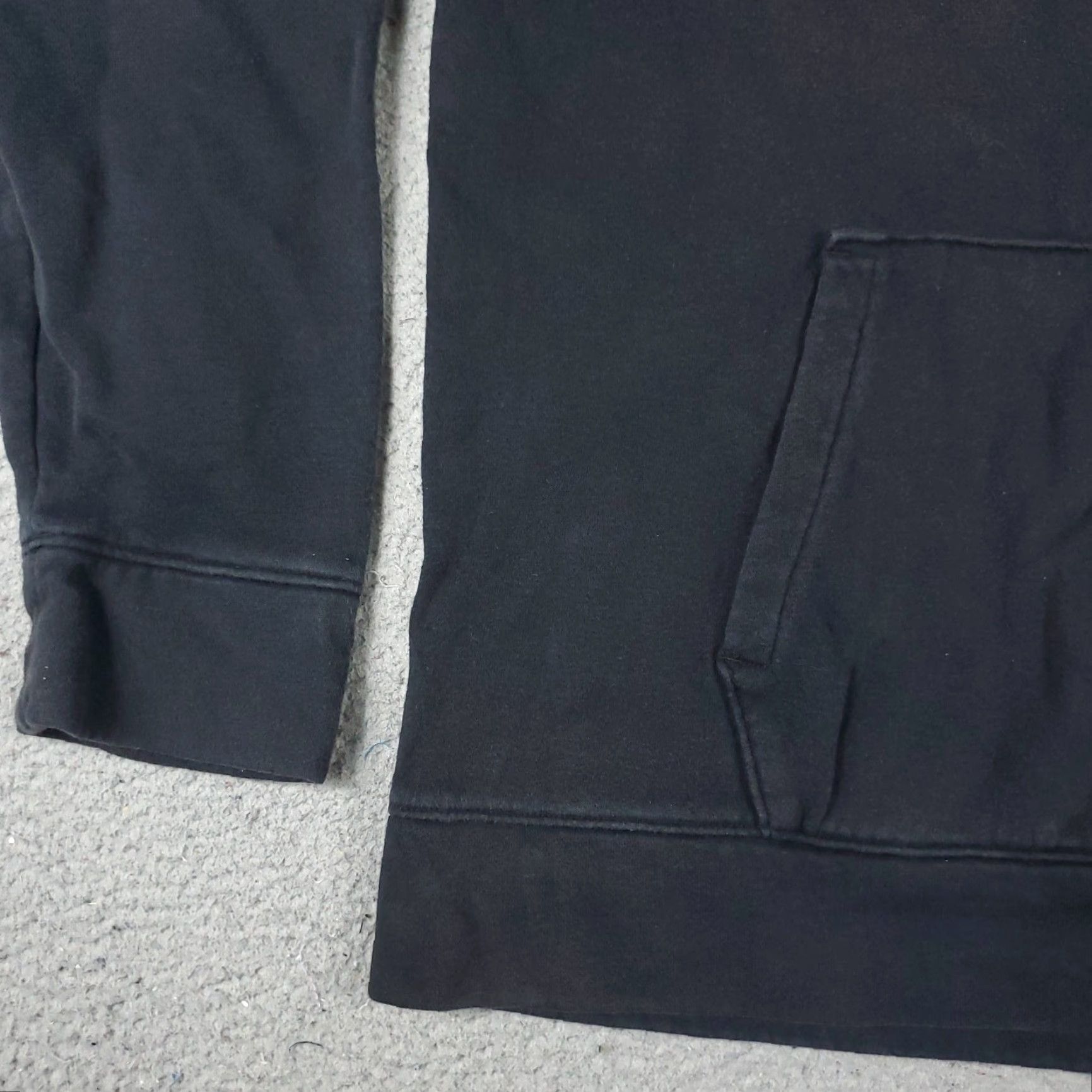 Under Armour Under Armour Hoodie Mens XL Black Pullover Sweatshirt Sweatshirt Size US XL / EU 56 / 4 - 4 Thumbnail