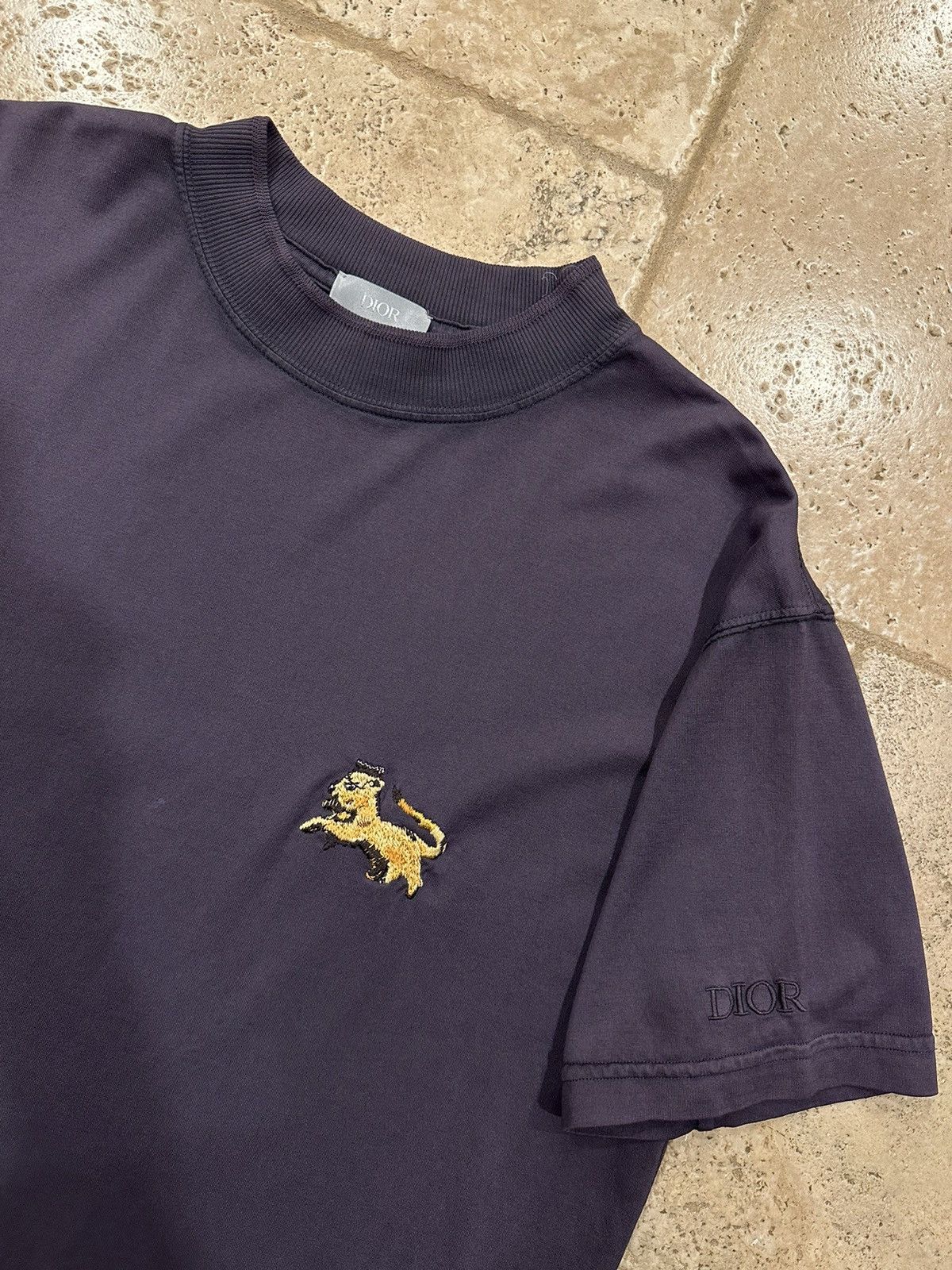 Dior Dior x Peter Doig Mauve Lion Embroidery Purple T-Shirt Size US S / EU 44-46 / 1 - 8 Thumbnail