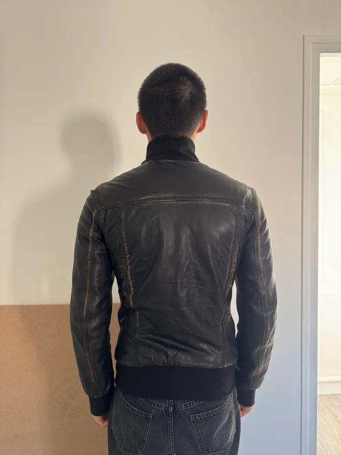 Dolce & Gabbana 2000s Dolce & Gabbana Faded Brown Leather Zip Jacket Size US S / EU 44-46 / 1 - 3 Thumbnail
