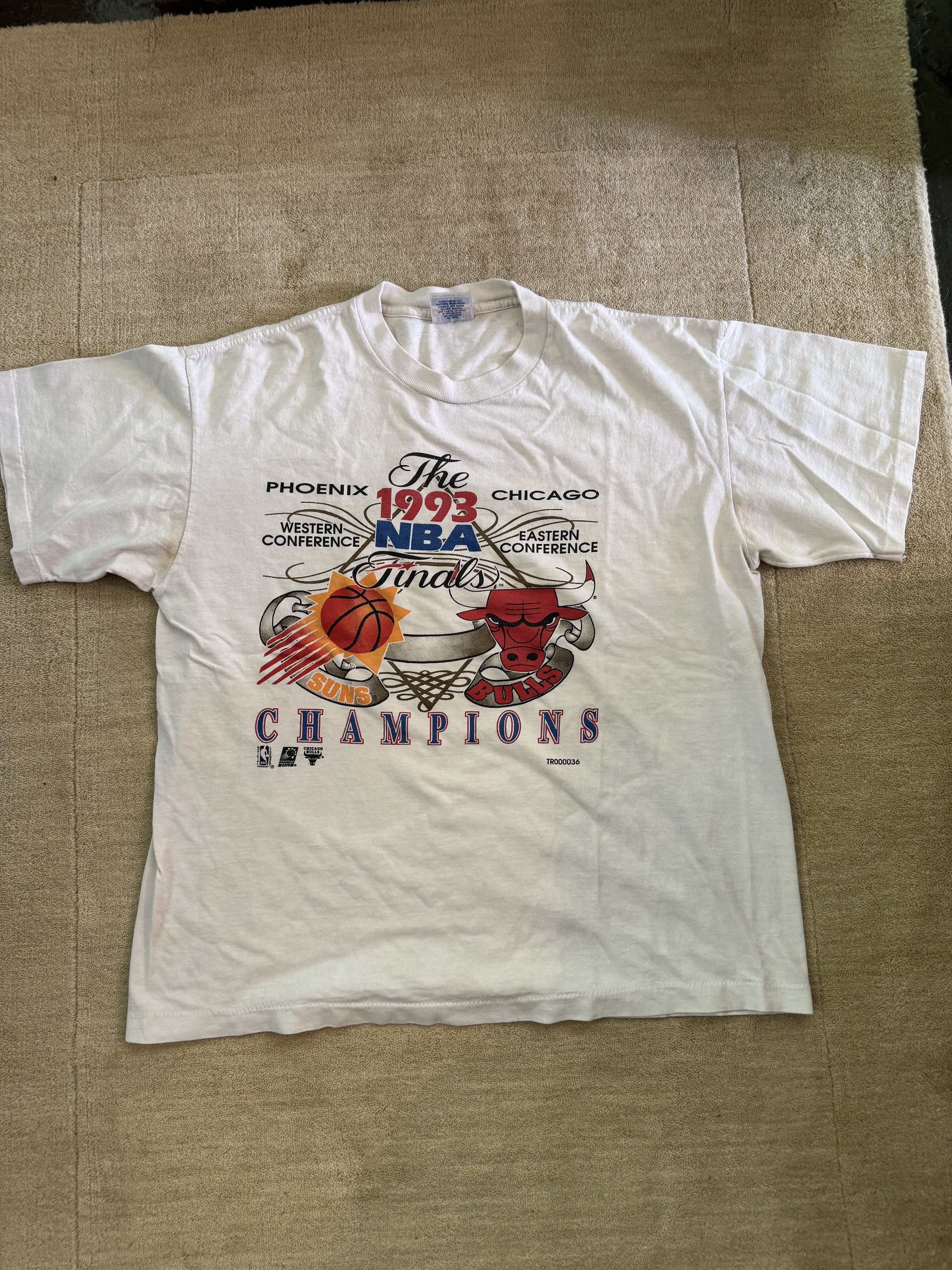 image of Chicago Bulls x NBA Vintage Bulls Suns Nba Finals Bootleg T-Shirt in White, Men's (Size XL)