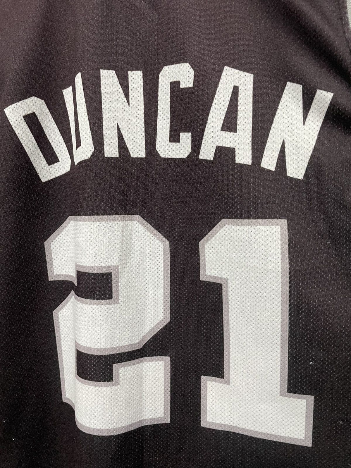 Champion × NBA × Vintage Vintage 1998 San Antonio Spurs Dunkan 21 Champion Jersey Kit Size US XL / EU 56 / 4 - 12 Thumbnail