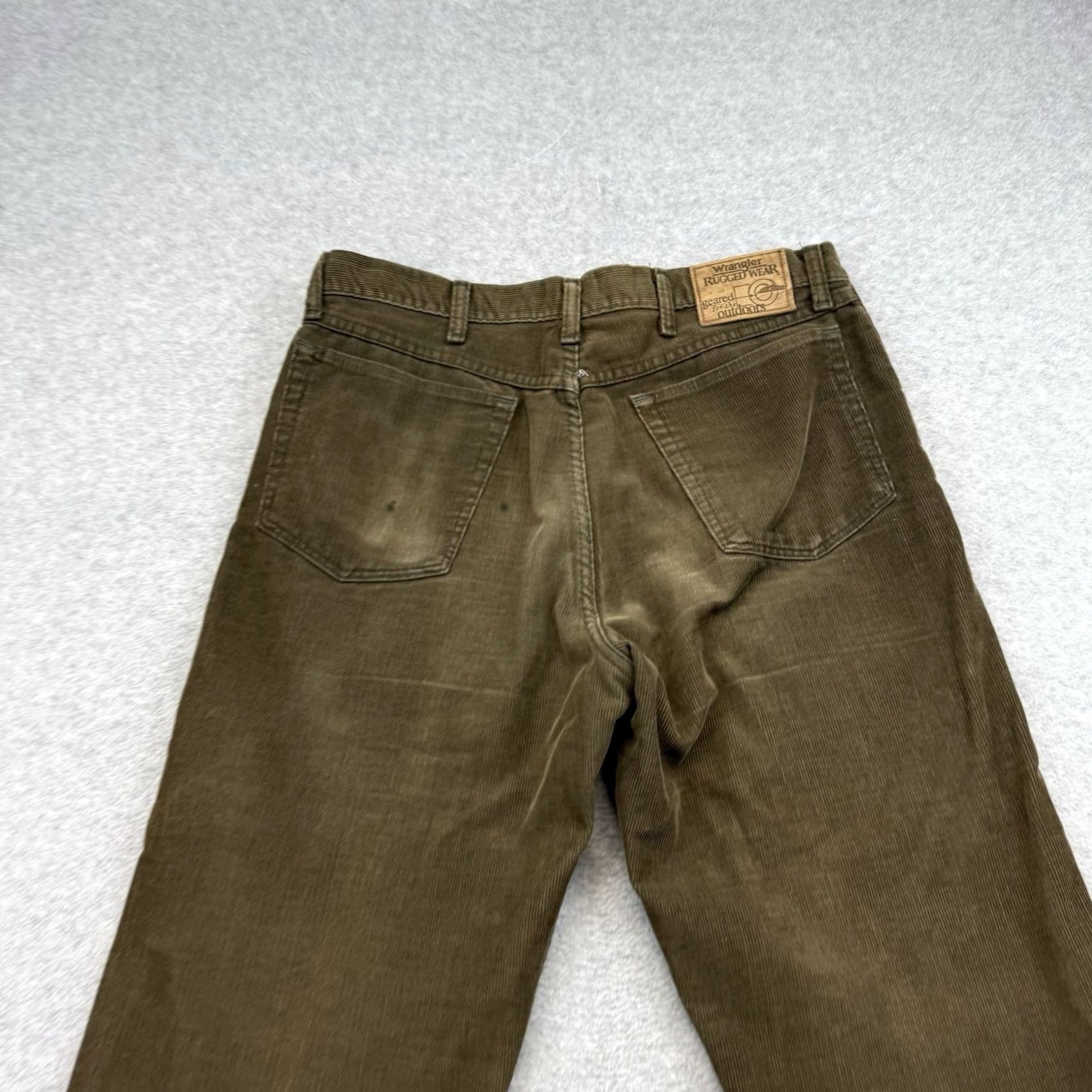 Wrangler VINTAGE Wrangler Corduroy Pants Trousers 32x28 Army Green USA Made 90s Mens’ Casual Size US 32 / EU 48 - 3 Thumbnail