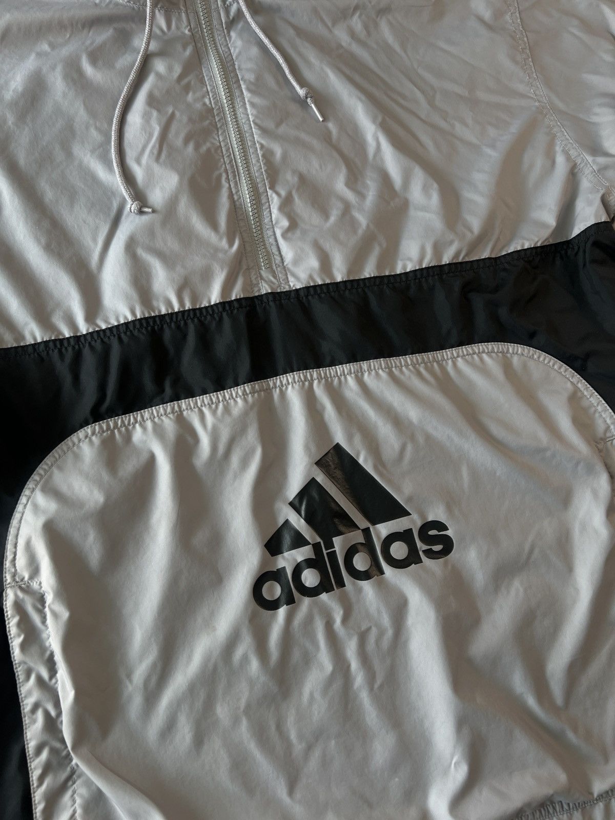 Adidas VINTAGE Adidas Windbreaker Jacket Gray Outdoor Sports Zip Size US L / EU 52-54 / 3 - 2 Thumbnail