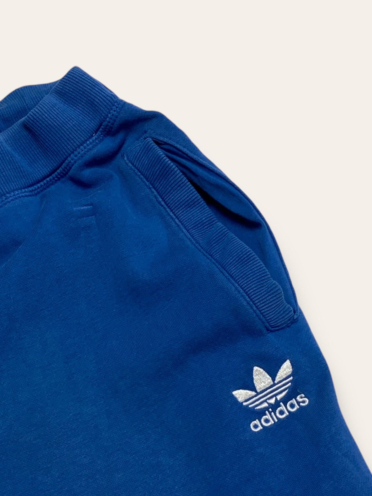 Adidas Vintage ADIDAS Originals Deep Blue Baggy Sweatpants Y2K Size US 34 / EU 50 - 5 Thumbnail