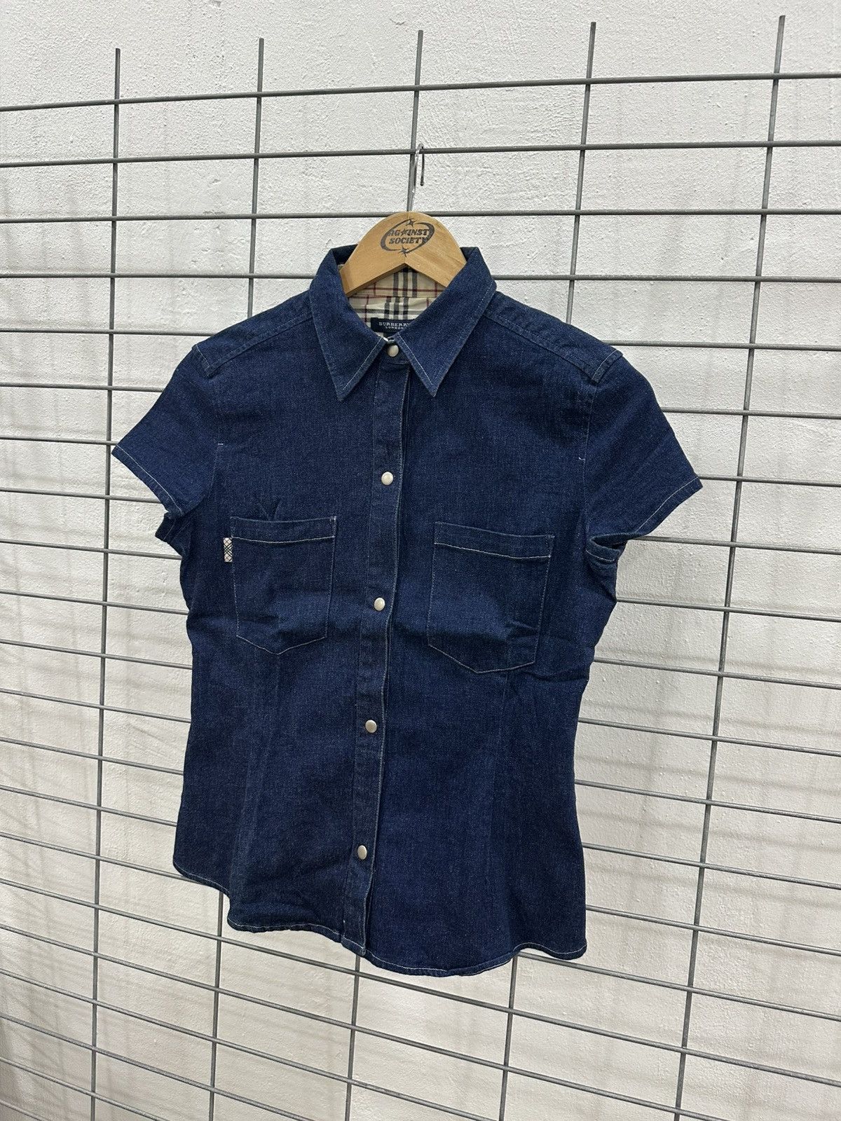 Burberry Rare And Beautiful Burberry Denim Double Pocket Work Shirt Size S / US 4 / IT 40 - 3 Thumbnail