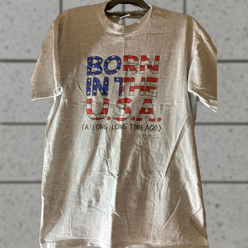 Jerzees VINTAGE Born In The Usa T-Shirt Size L JERZEES Men Gray Short Sleeve Crew Neck United States USA 90s Size US L / EU 52-54 / 3 - 1 Thumbnail