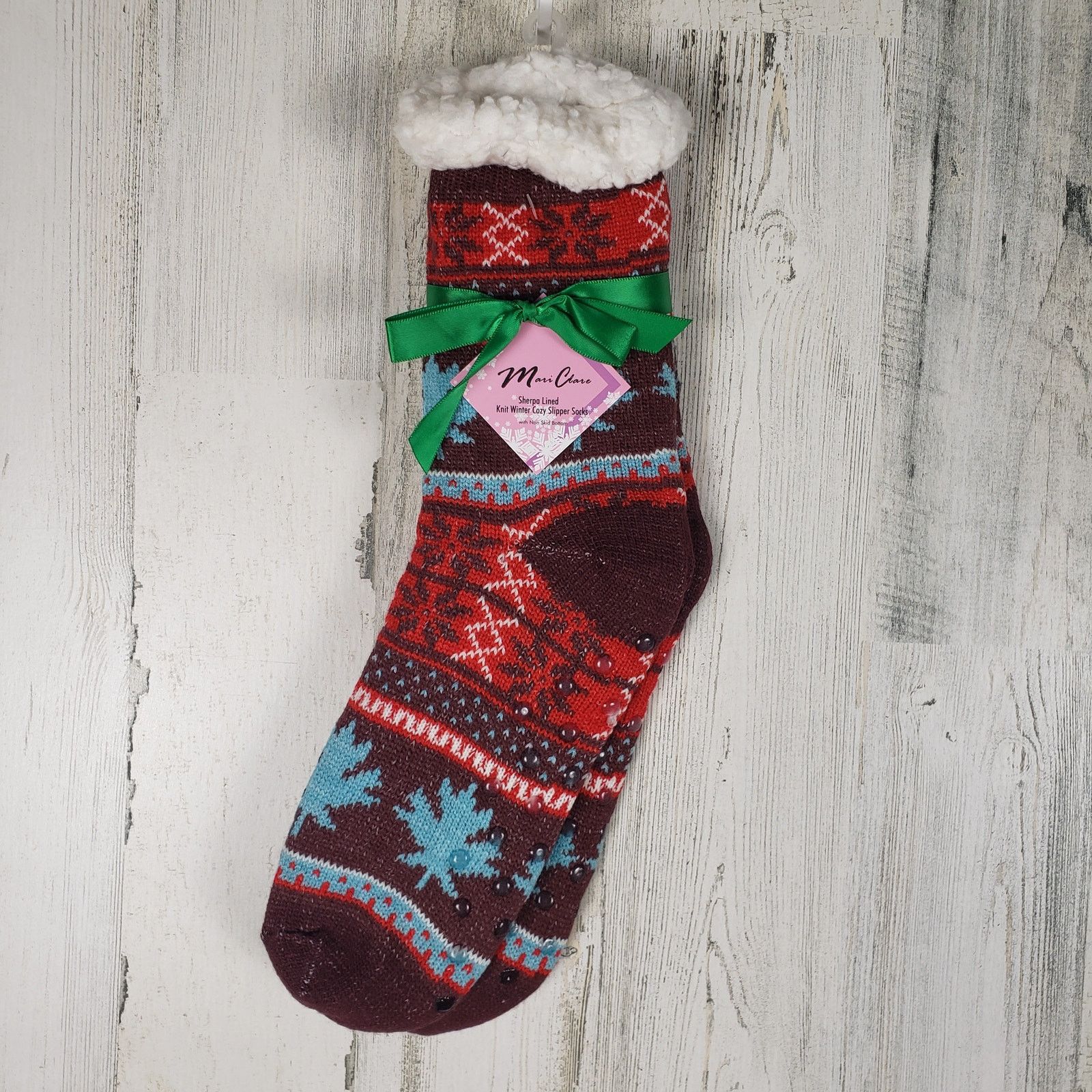 Other NWT Sherpa Lined Knit Snowflake Leaf No-Slip Slipper Socks Size ONE SIZE - 1 Thumbnail