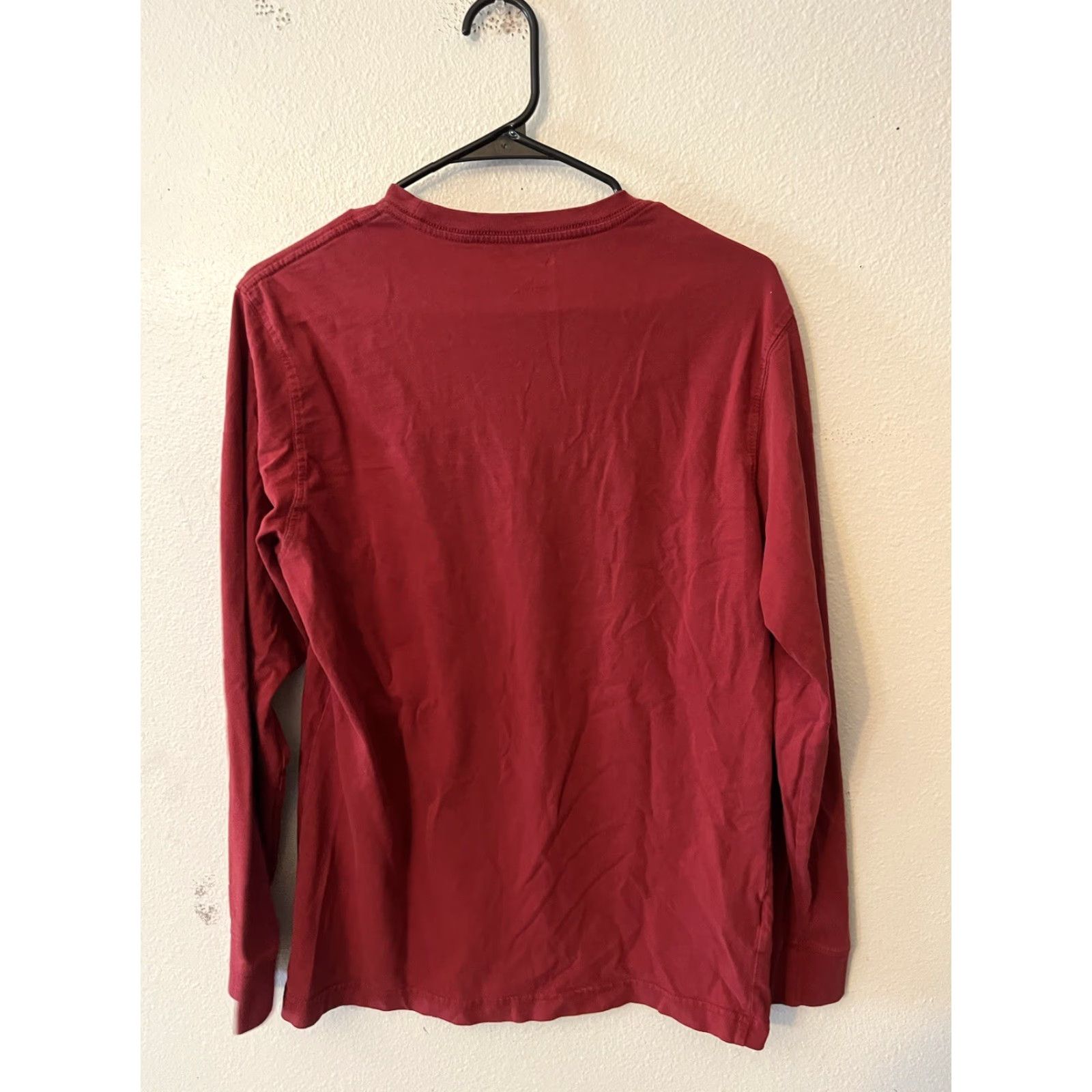 Eddie Bauer VINTAGE Eddie Bauer Men's T-shirt Crew Neck Long Sleeve Size Medium Red Solid Fall Winter Mens Size US M / EU 48-50 / 2 - 3 Thumbnail