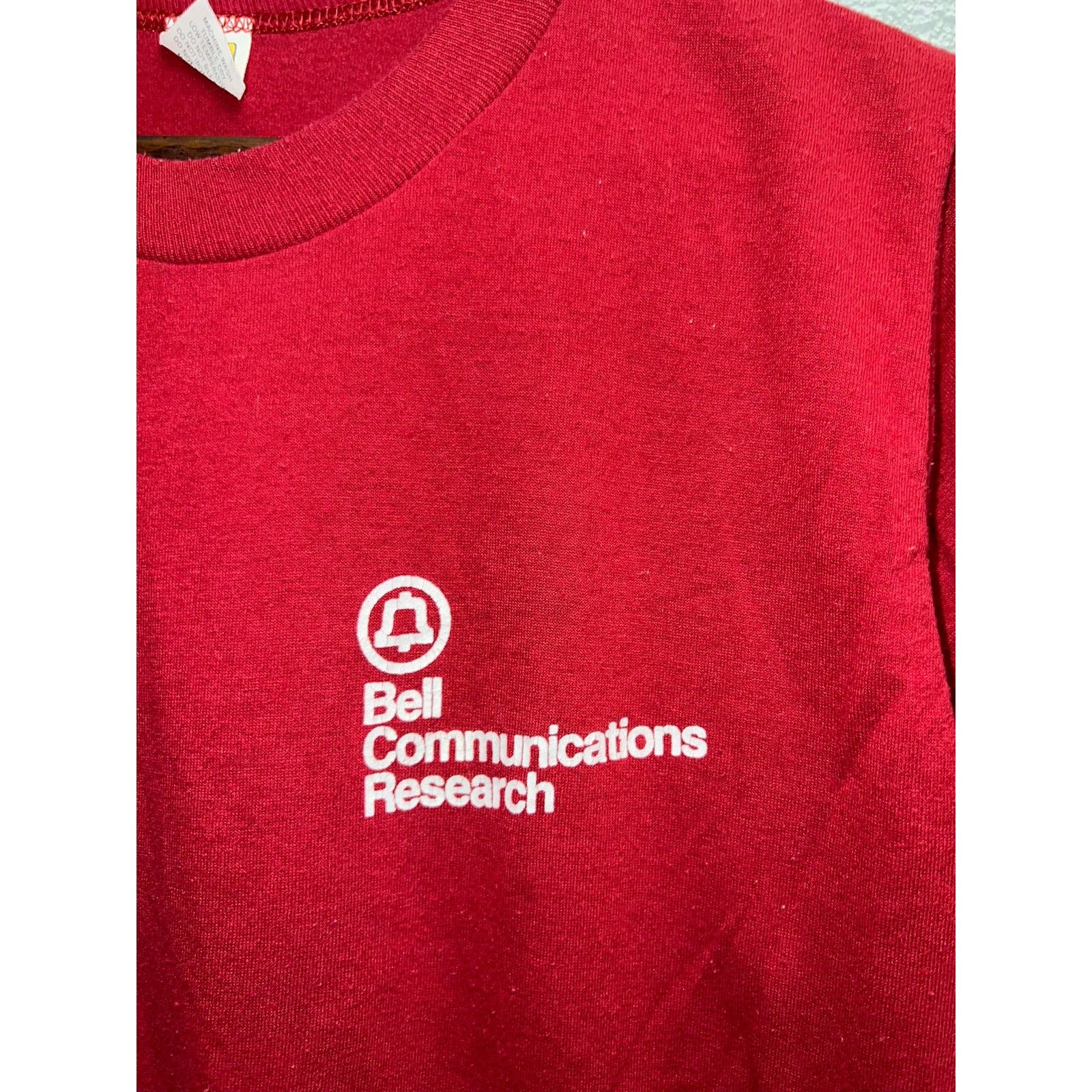 Velva Sheen Vintage Bell Communications Shirt Research Red Tee 70s 80s M Size US M / EU 48-50 / 2 - 3 Thumbnail