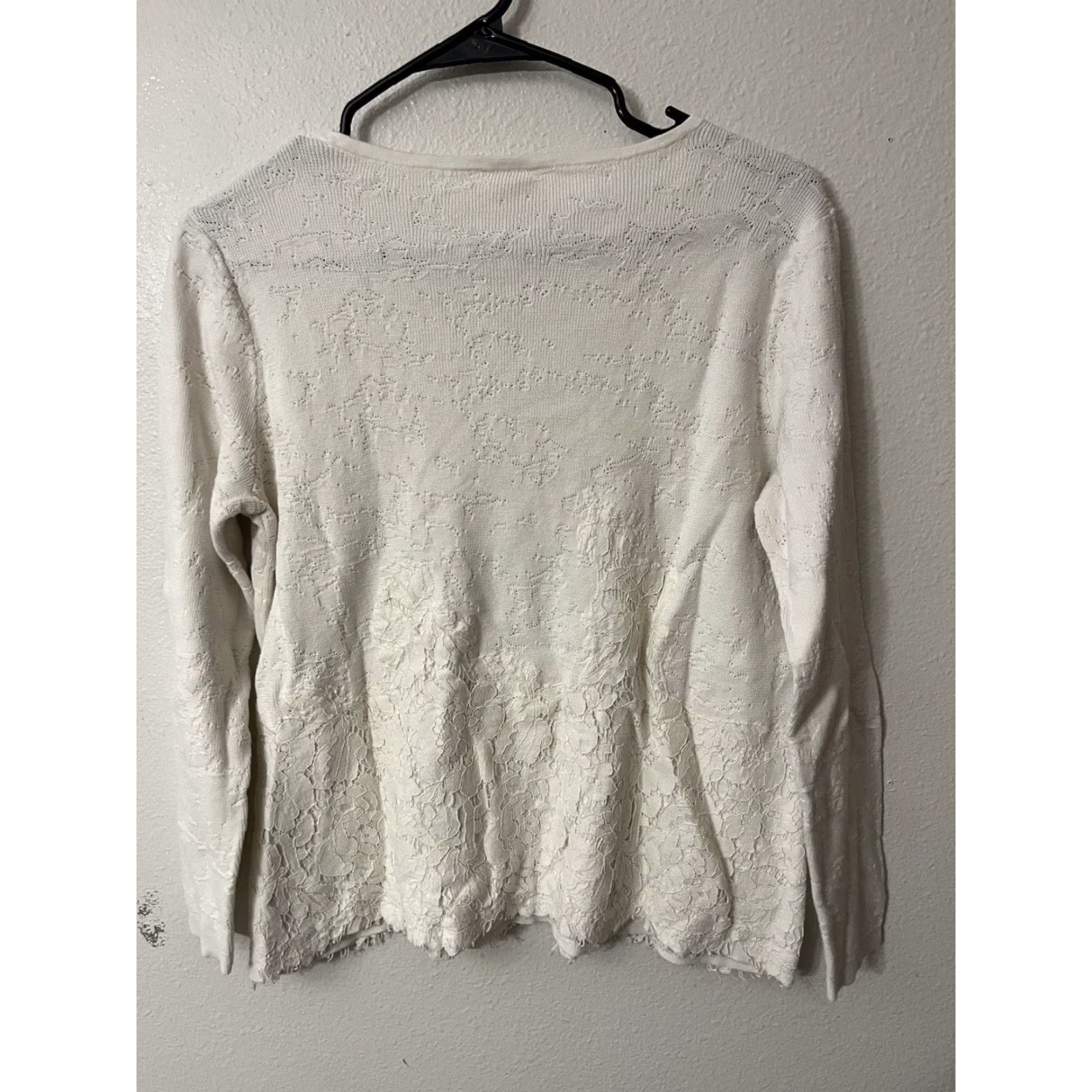 Vintage Chicos Womens Blouse 1 Casual Embroidered Floral Lace Sleeve Crew Neck White Size 1 Regular Womens Size XS / US 0-2 / IT 36-38 - 3 Thumbnail