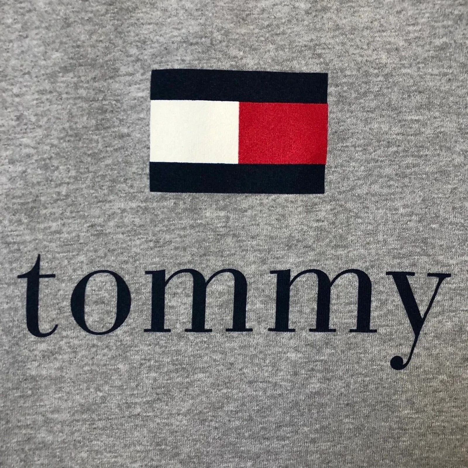 Tommy Hilfiger × Vintage Vintage Tommy Hilfiger Sweatshirt Flag 90s Pullover Crewneck Size US XL / EU 56 / 4 - 2 Thumbnail
