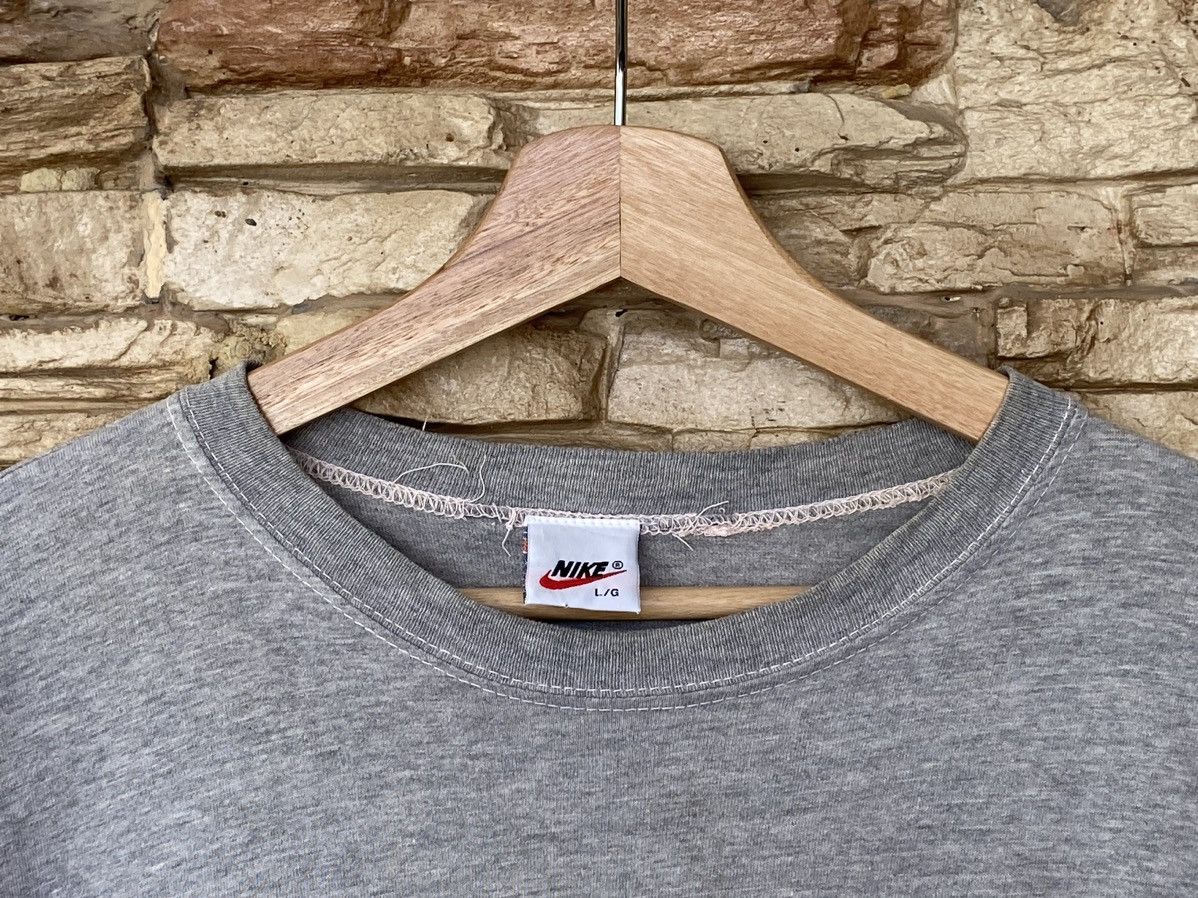 Nike × Vintage Vintage 90s Nike Athletics Tees Size US L / EU 52-54 / 3 - 8 Thumbnail
