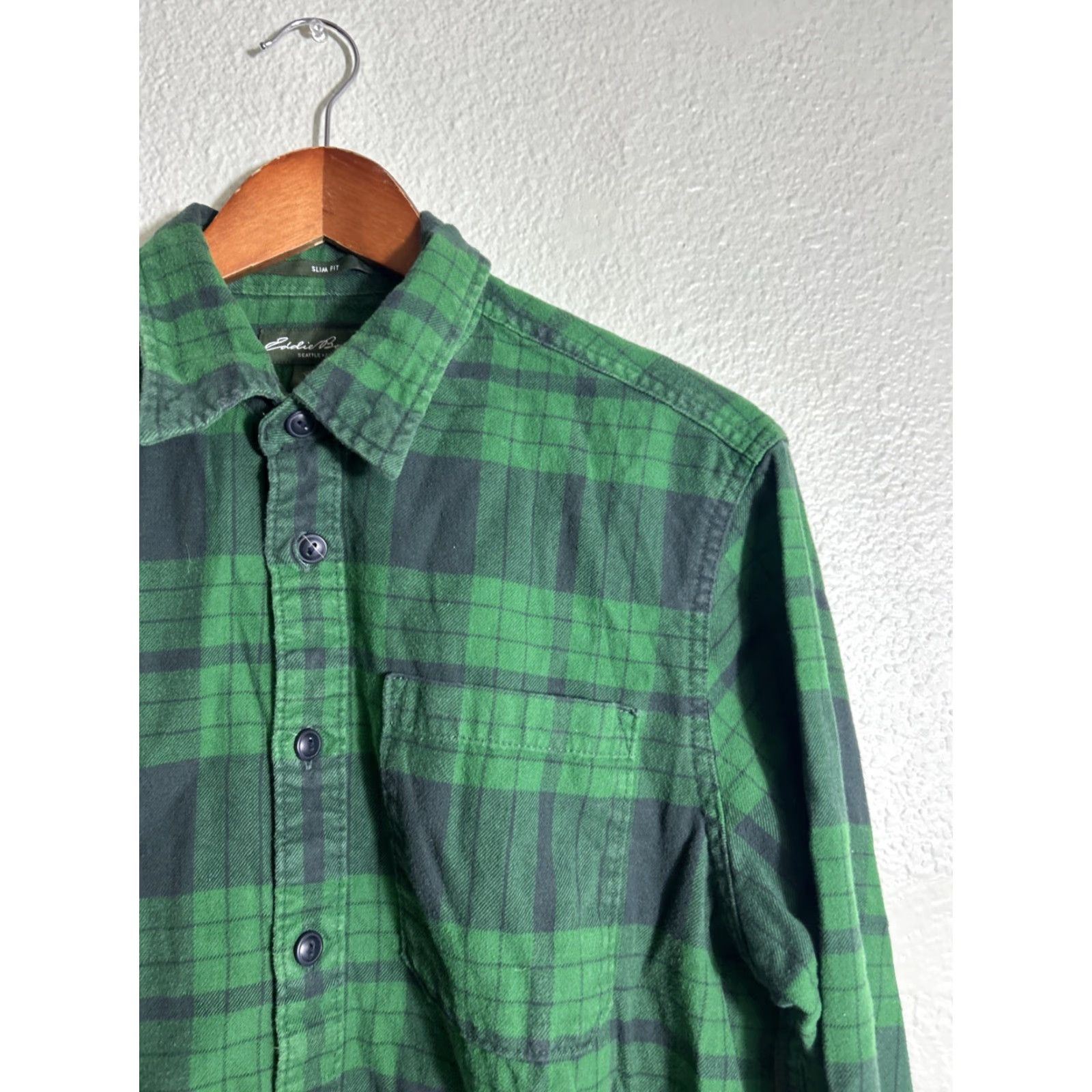 Eddie Bauer Eddie Bauer Slim Fit Flannel Shirt Mens Large Green Plaid Cotton Long Sleeve Button-Up Size US L / EU 52-54 / 3 - 4 Thumbnail
