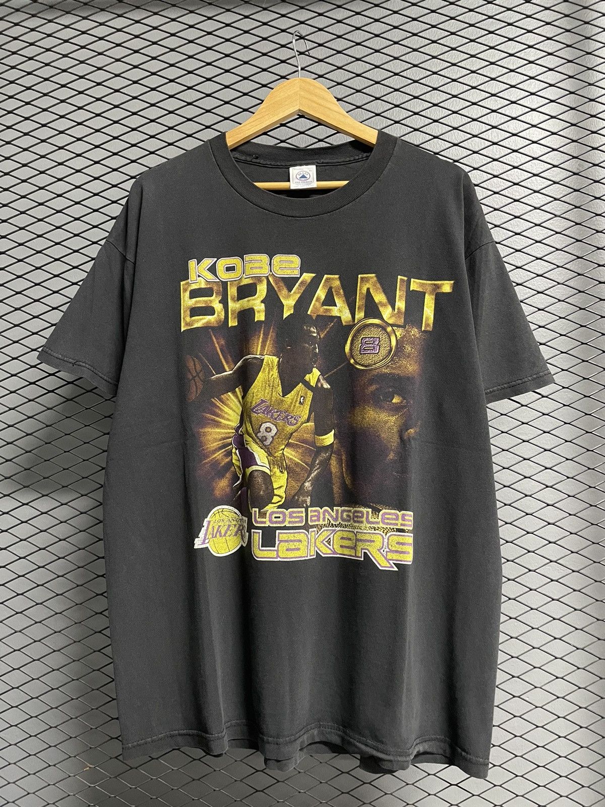 Vintage NBA Kobe Bryant Coin T-Shirt.