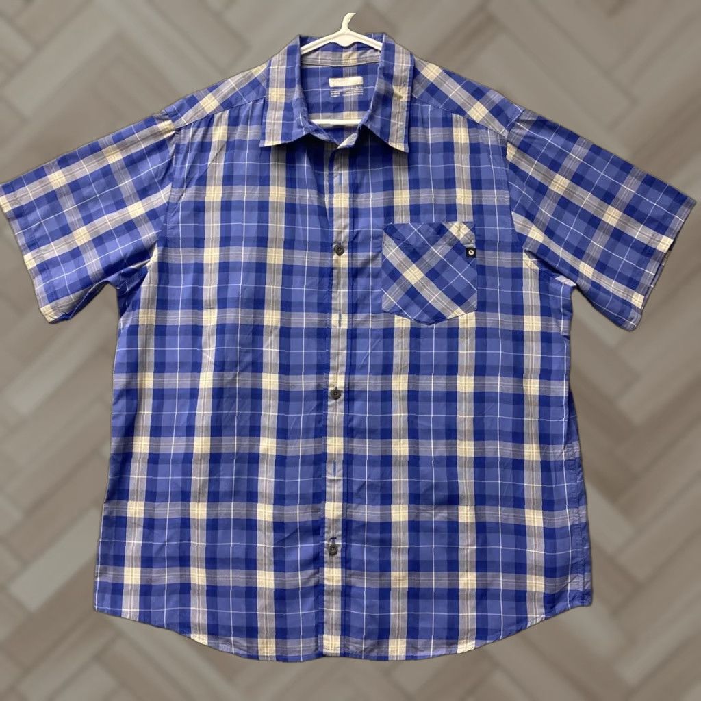 Marmot Marmot Button Shirt Large Short Sleeve Travex Blue Hiking Outdoor 108-10 / Button-Up Short Sleeve Travex Blue Marmot Outdoor Shirt 108-10 Size US L / EU 52-54 / 3 - 1 Thumbnail